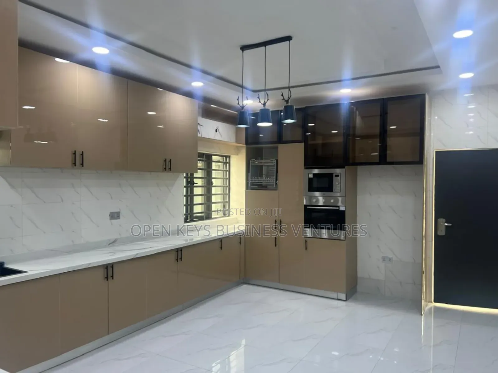 Furnished 4bdrm Duplex in Bluegate, Oluyole Estate for sale