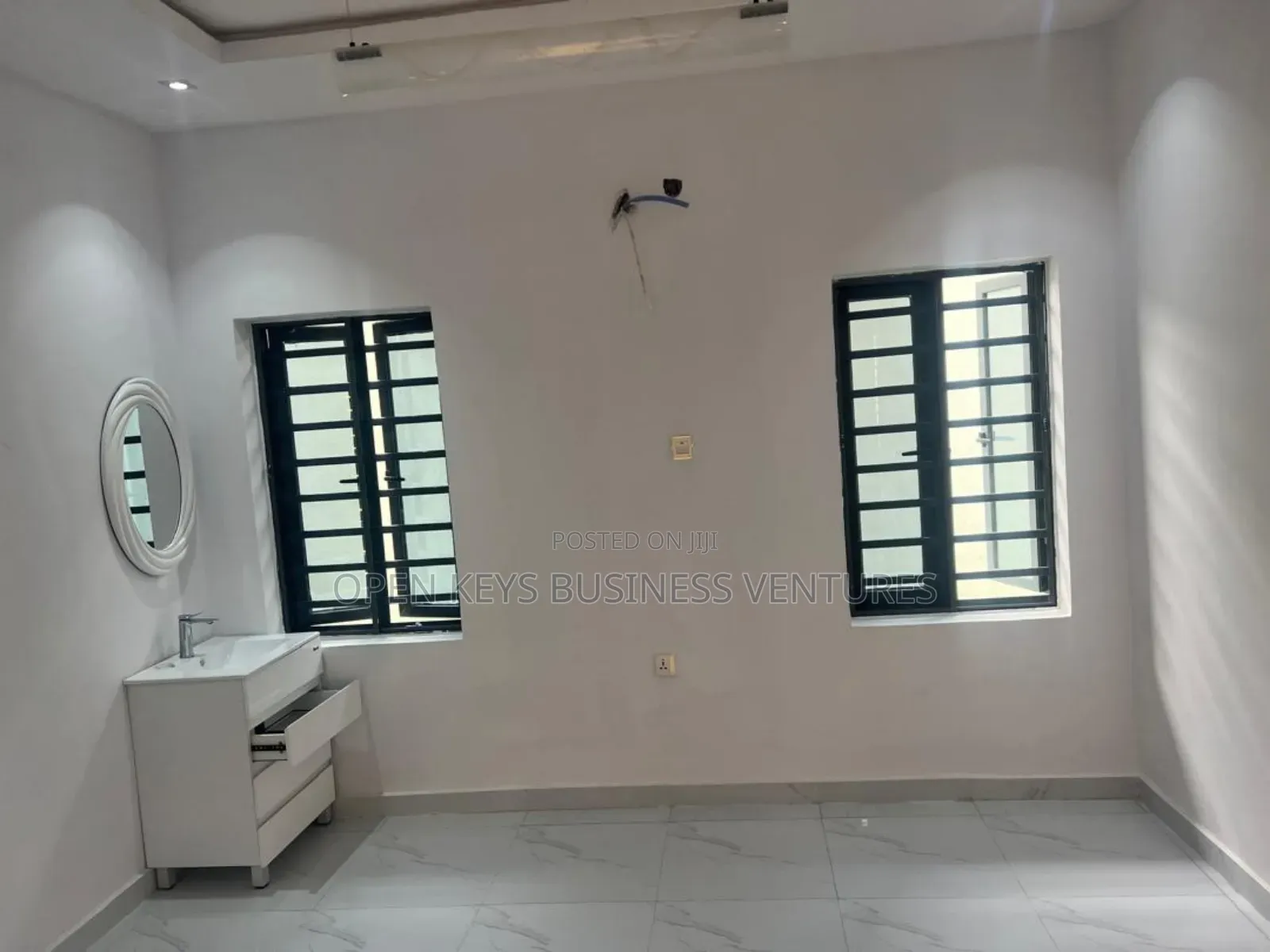 Furnished 4bdrm Duplex in Bluegate, Oluyole Estate for sale