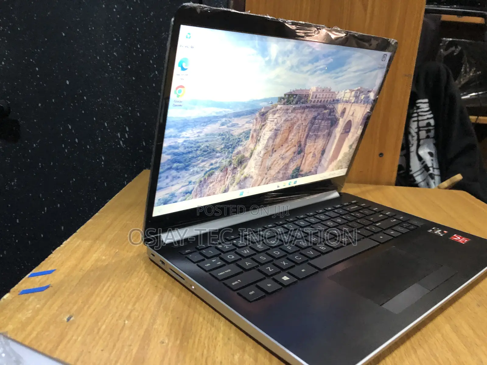 Laptop HP 14-dq1025cl 8GB AMD Ryzen 3 SSD 256GB