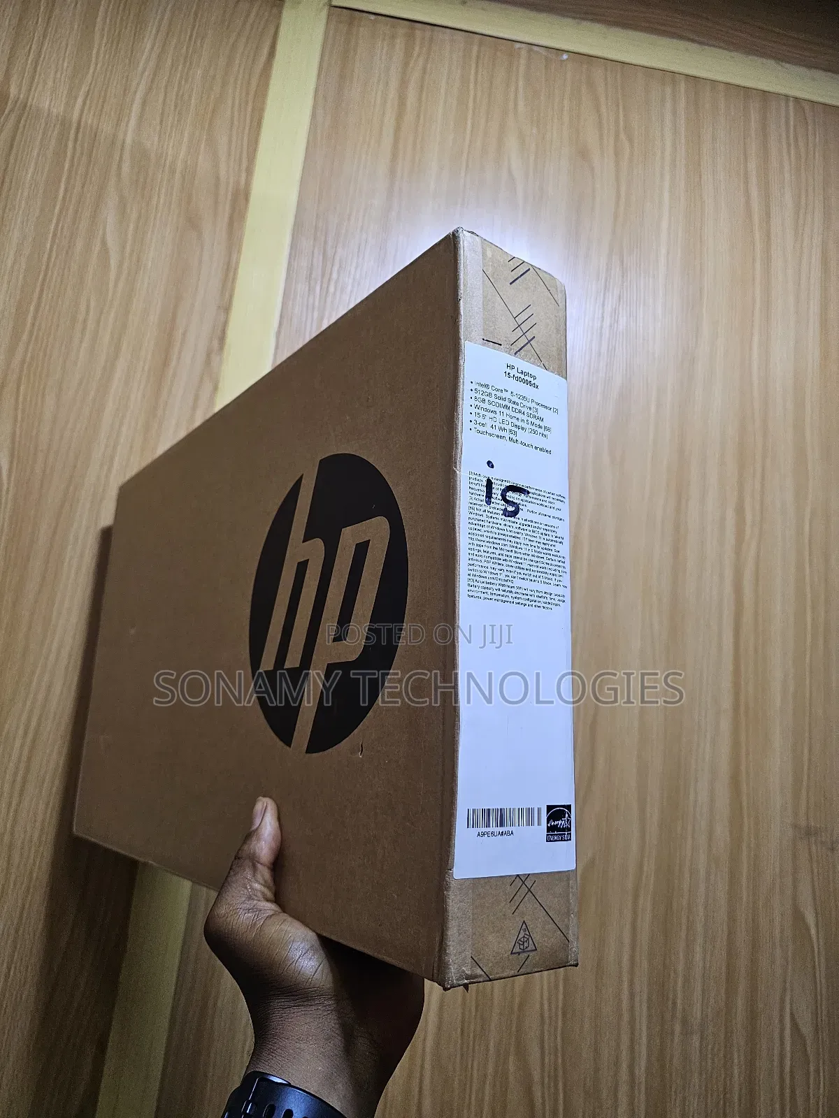 New Laptop HP 15-Da2933nia 8GB Intel Core I5 SSD 512GB