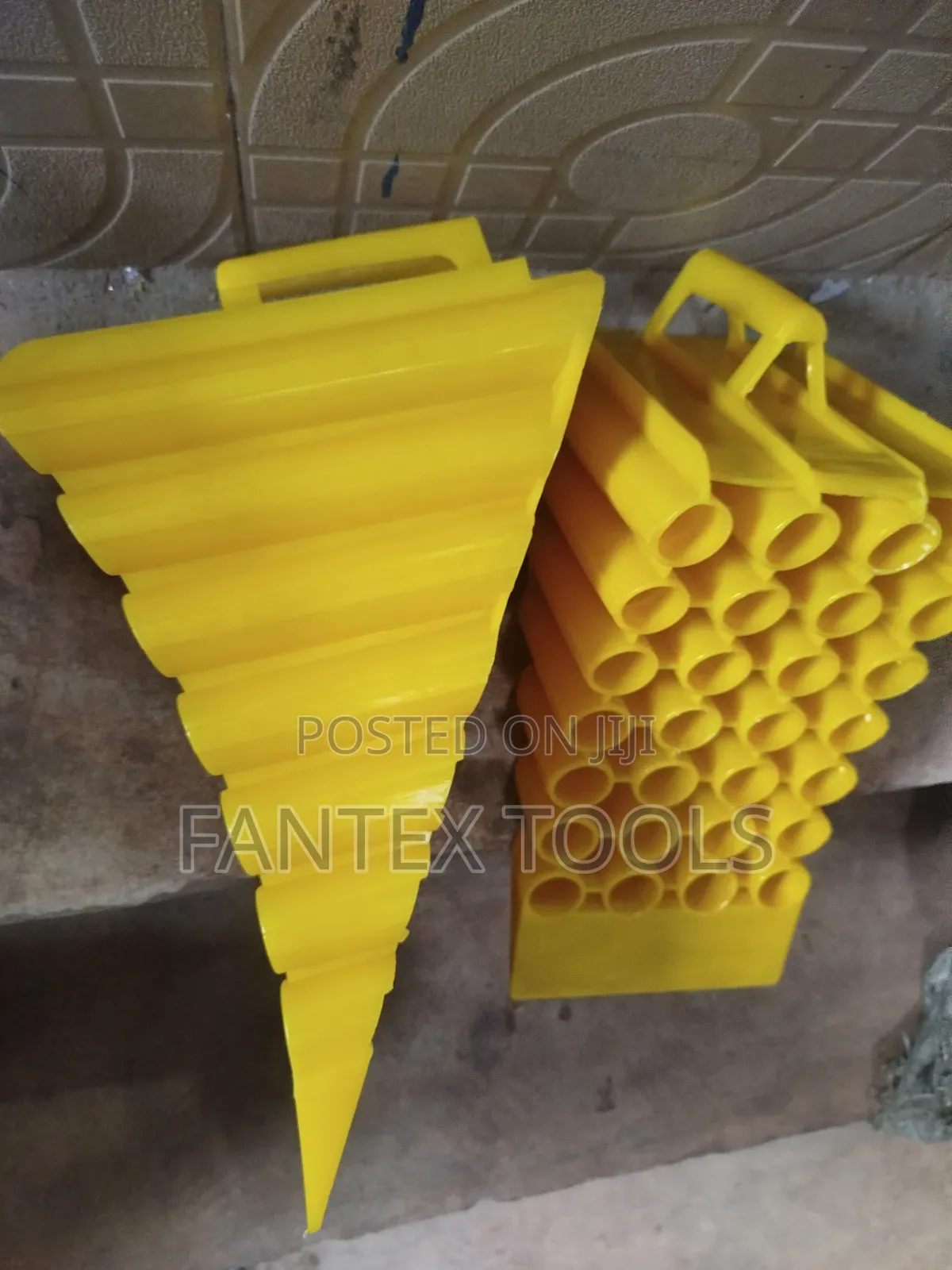 Car Tyre Stopper.