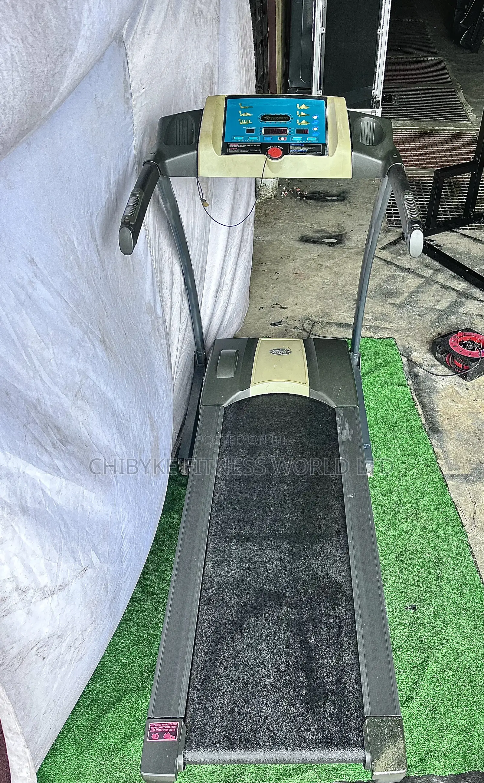 4hp Strength Master Treadmill