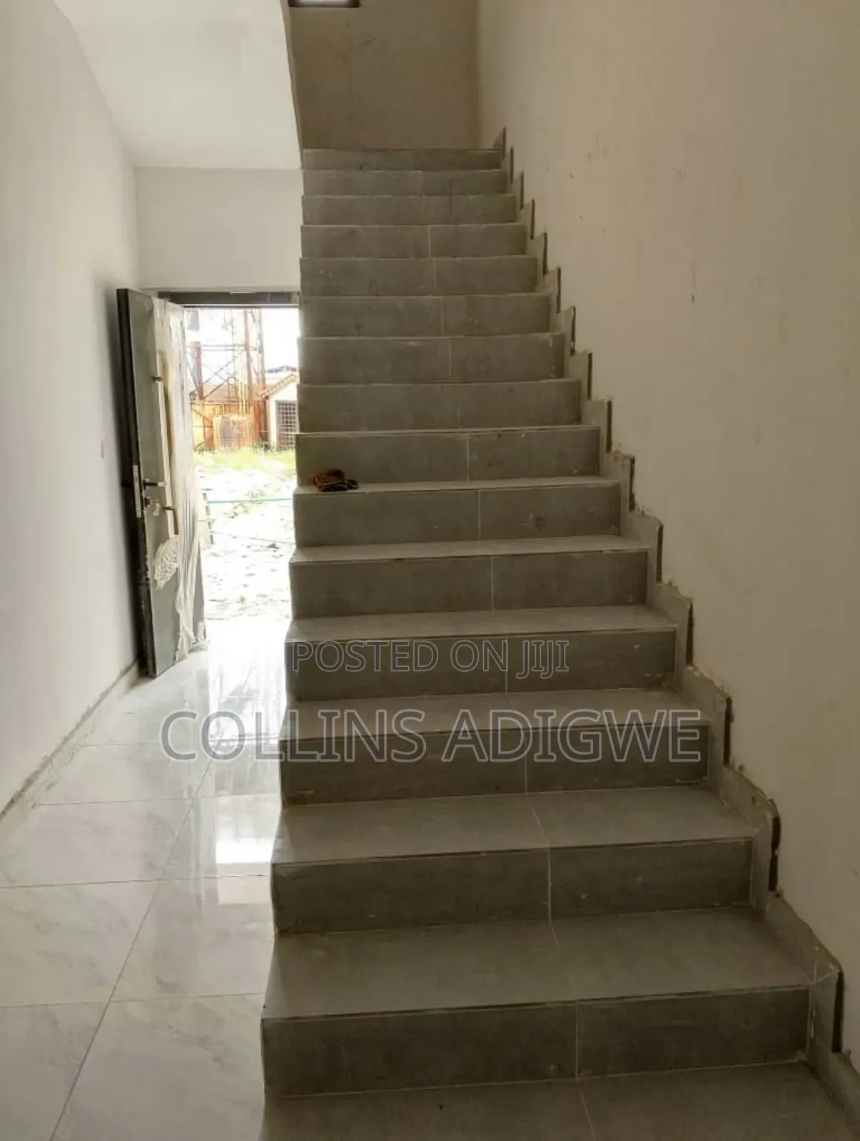 4bdrm Townhouse/Terrace in Ologolo Lekki Lagos for sale