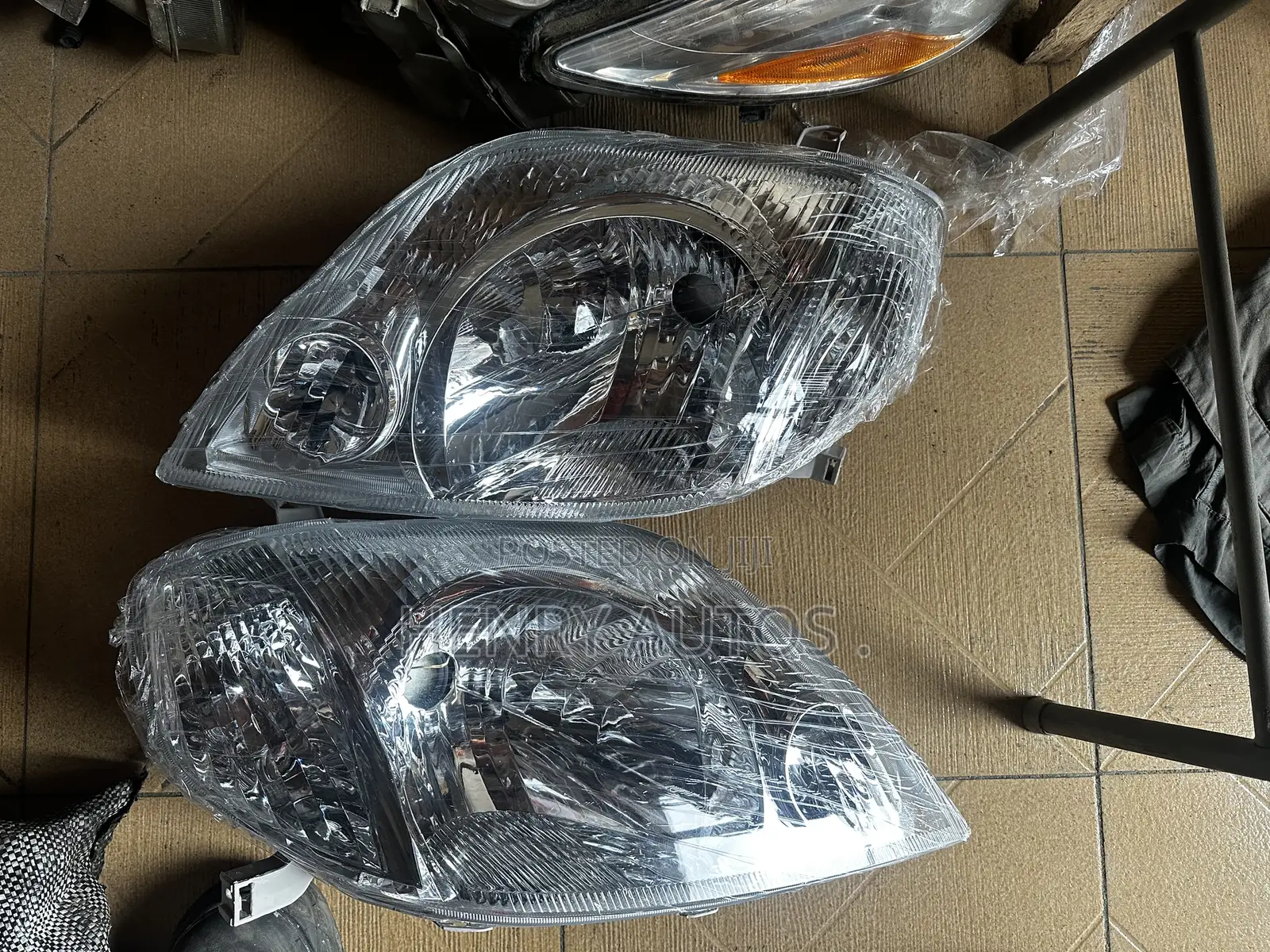 Set Headlamp Bank Model 2003 1 Bulb