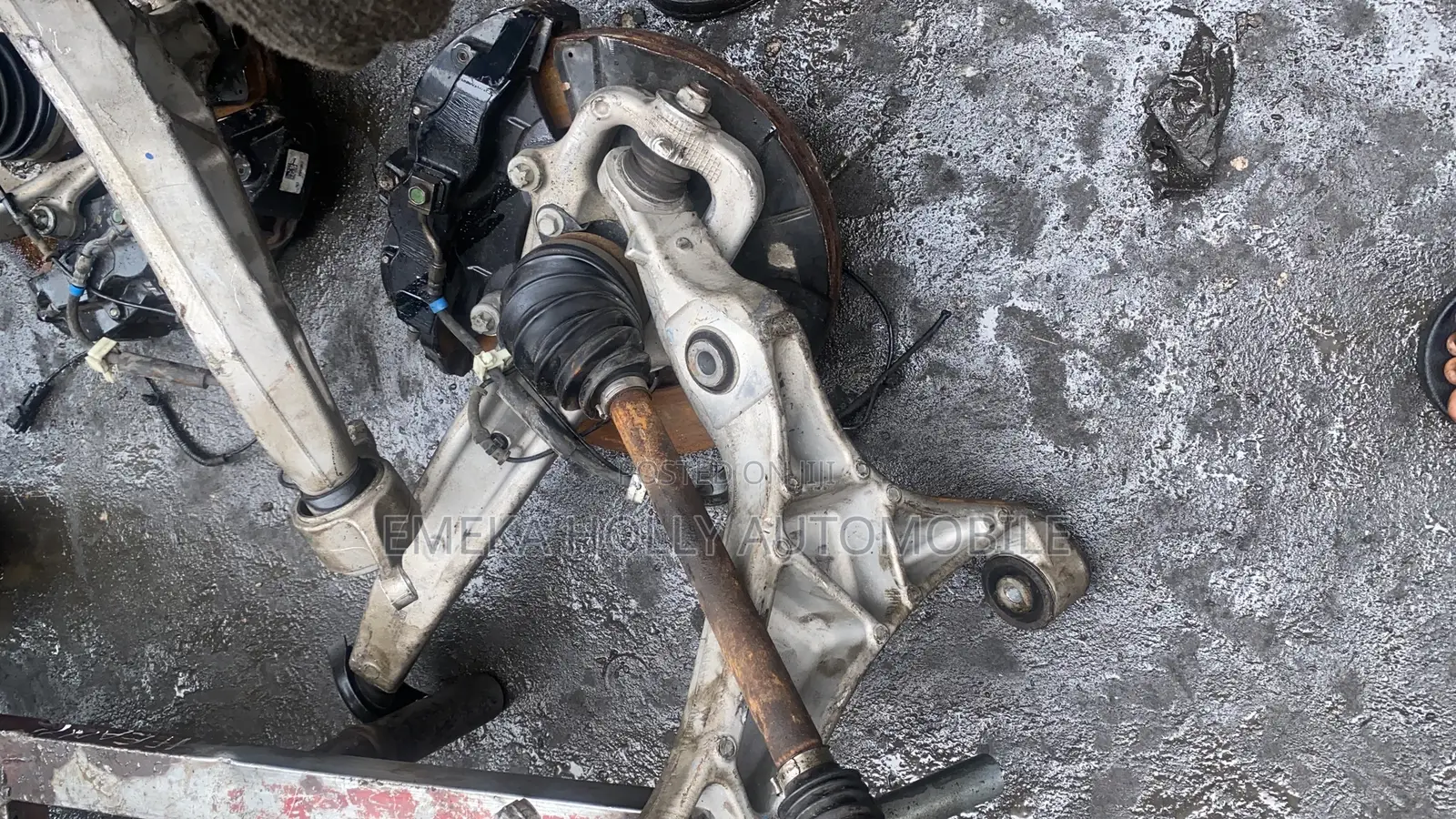 Jeep Cherokee/2017/2022/ Complete Front Hub Bearing.