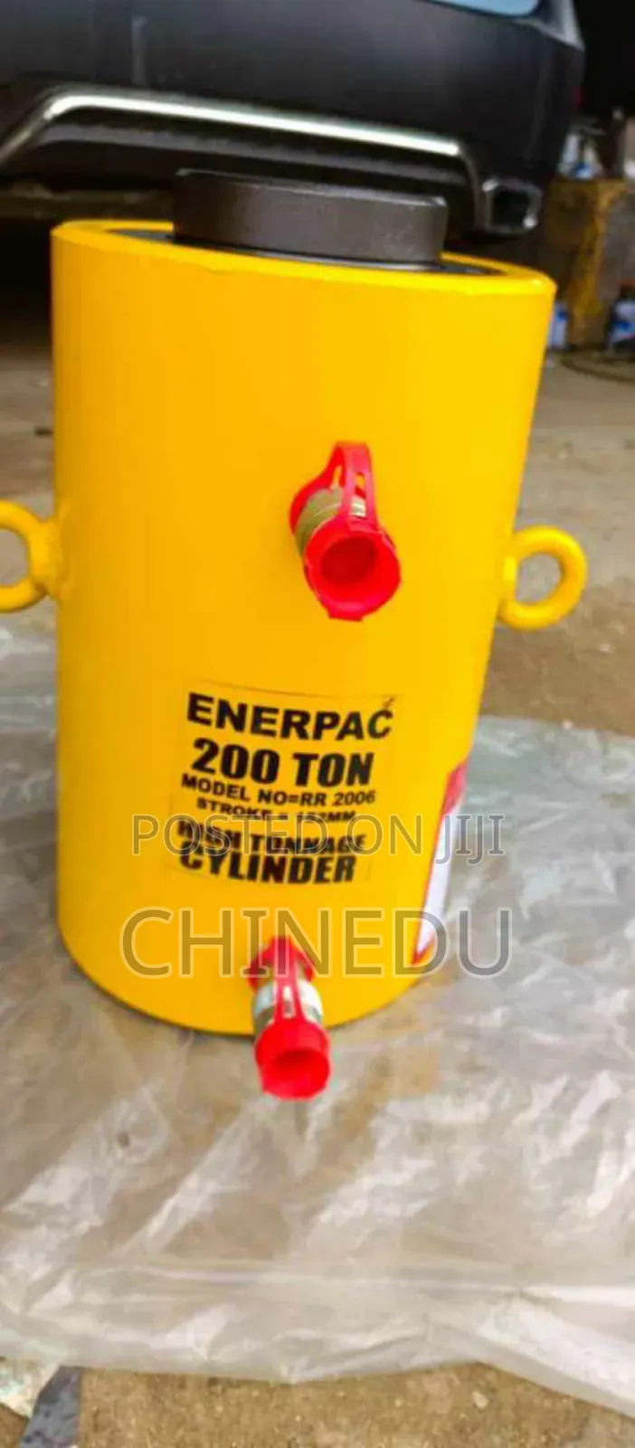 Hydraulic Jack Enerpac (200 Ton)