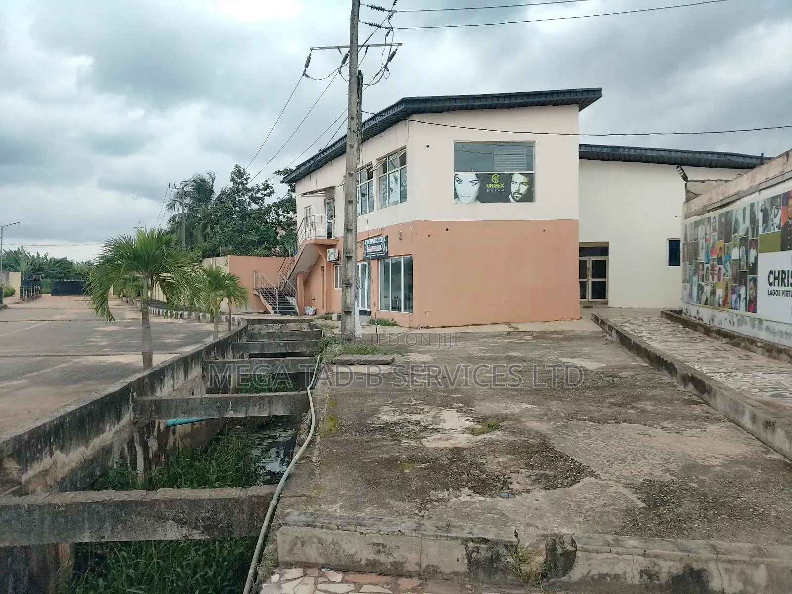 Shopping Complex Over 500 Sitting Capacity Event Centre for Sale