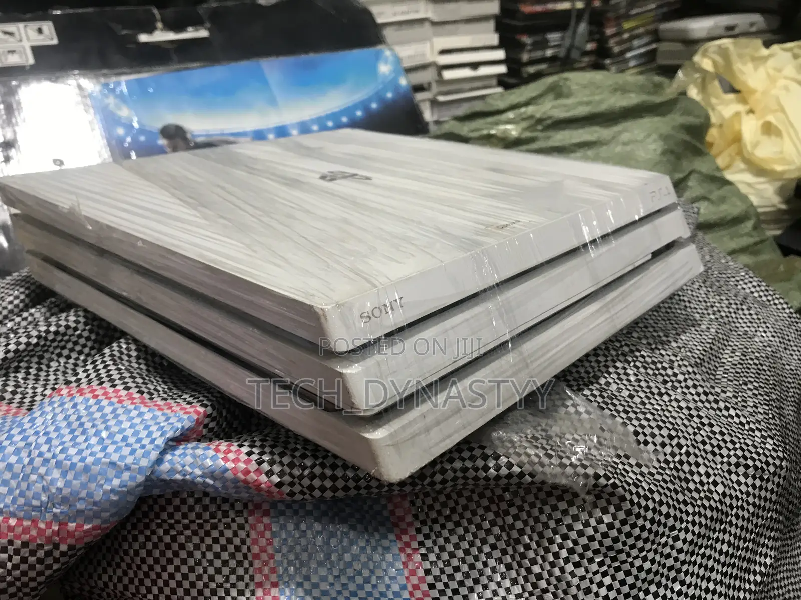 Ps4 Pro White Playstation 4 Pro ( With 10 Latest Games )