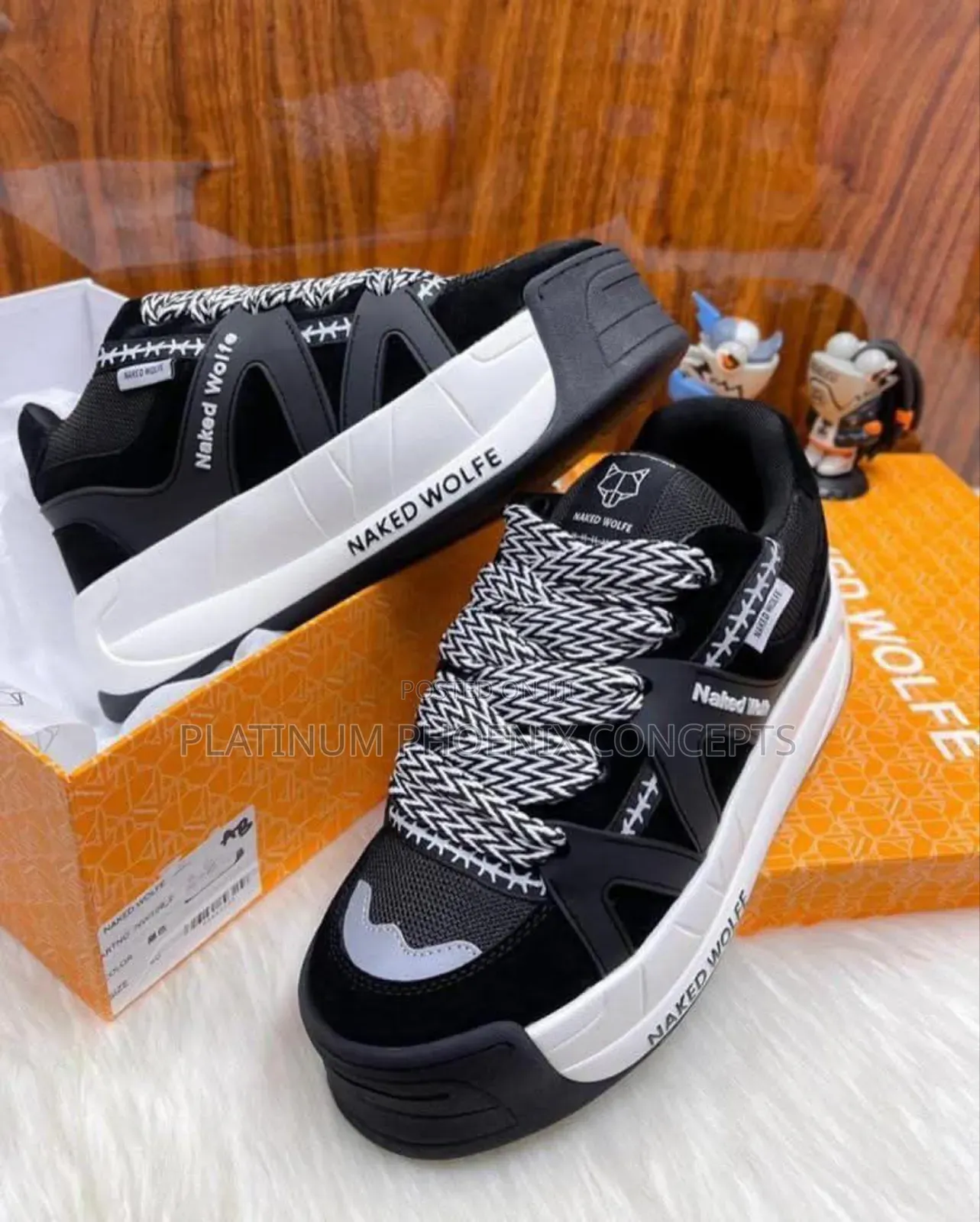 Naked Wolf Sneakers