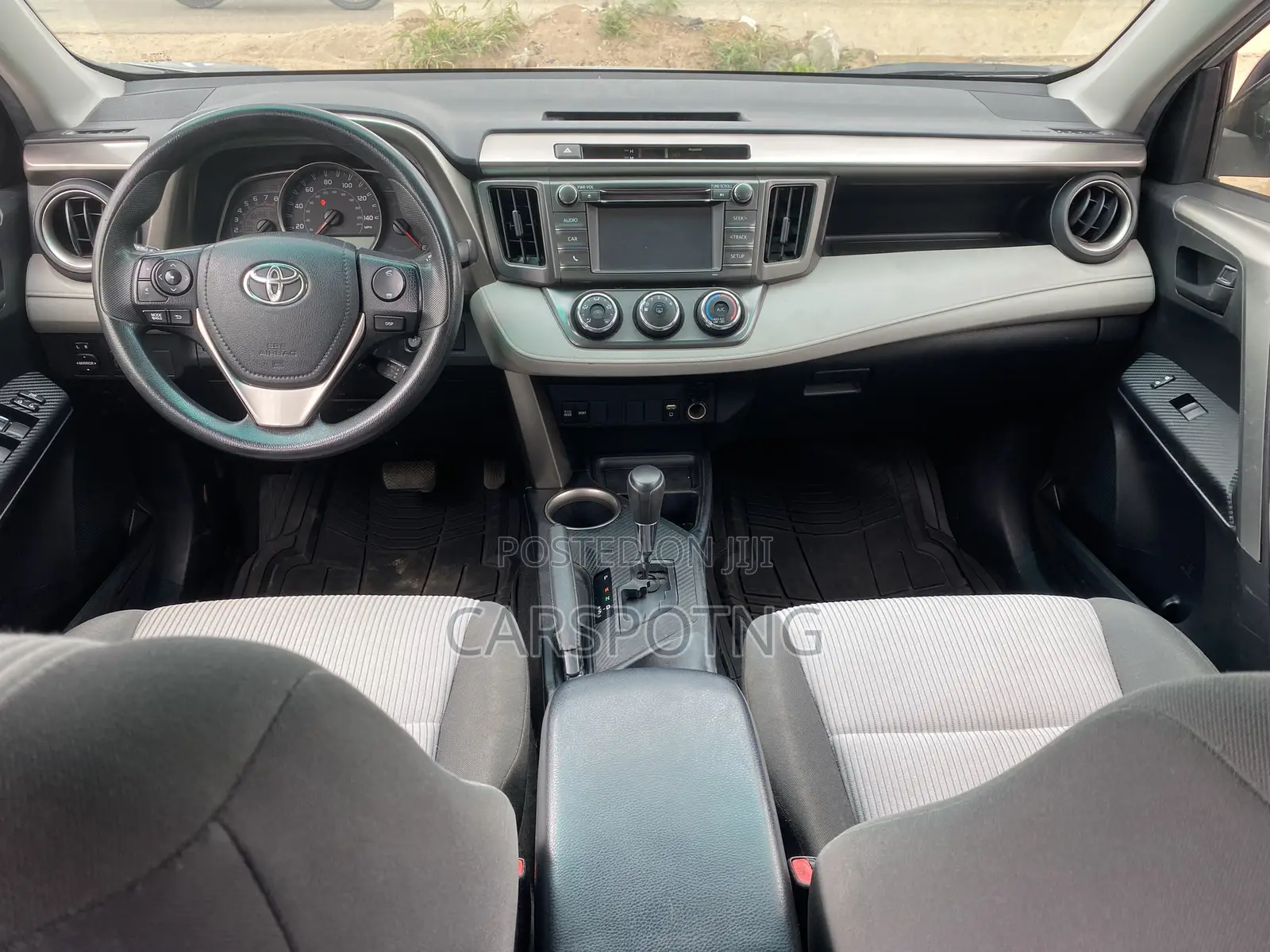 Toyota RAV4 LE 4dr SUV (2.5L 4cyl 6A) 2014 Silver