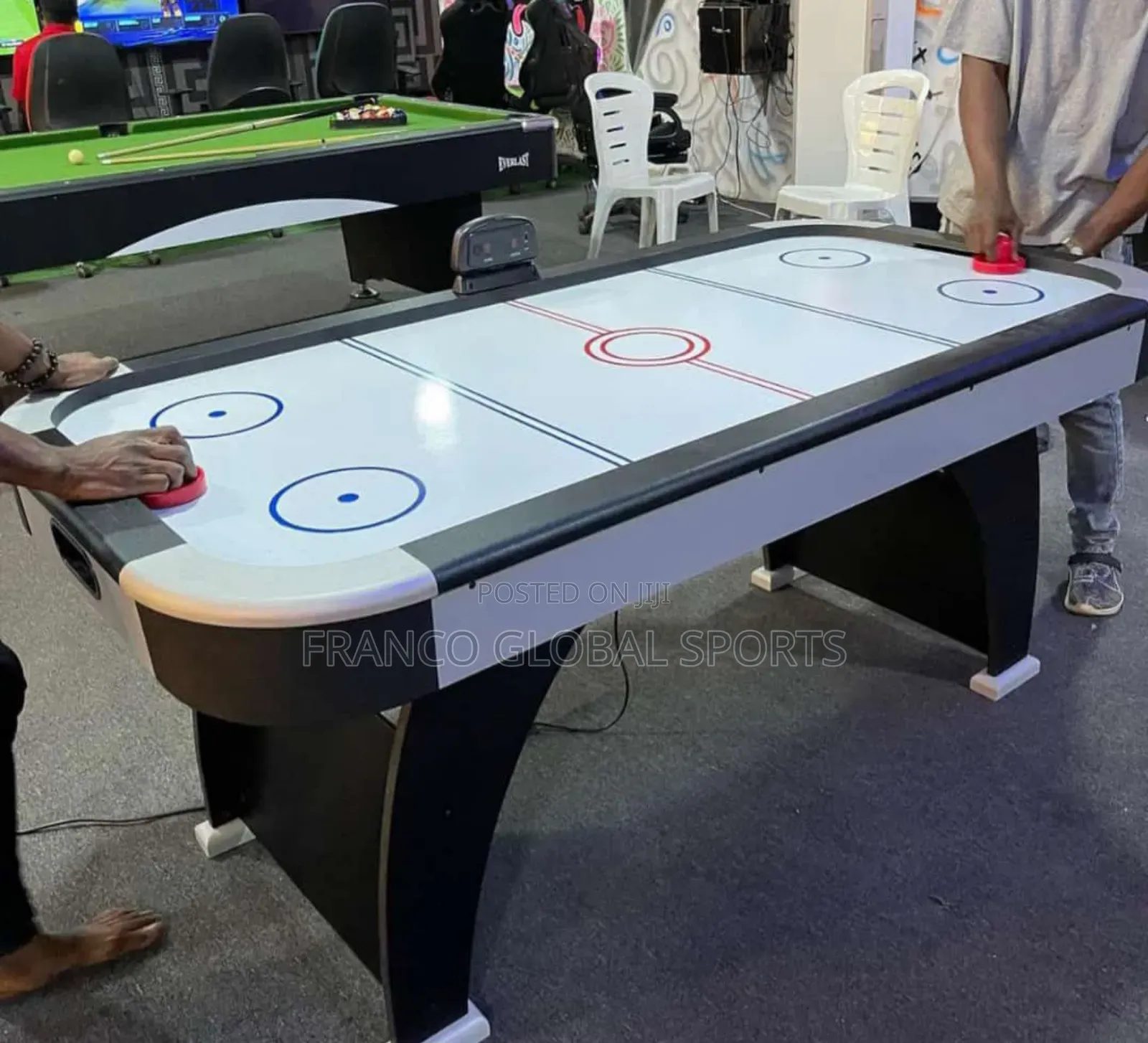 Air Hockey Table