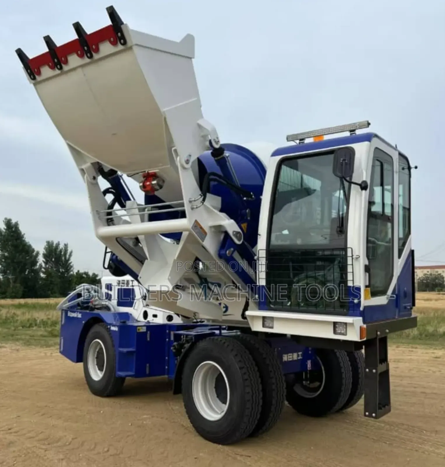 4 Cubic Self Loading Mobile Concrete Mixer