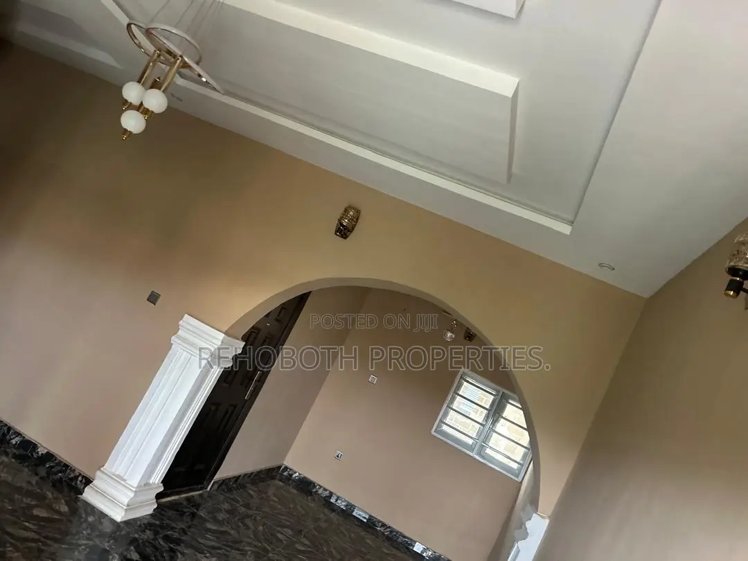 2bdrm Apartment in Dove Estate Elebu, Ibadan for rent