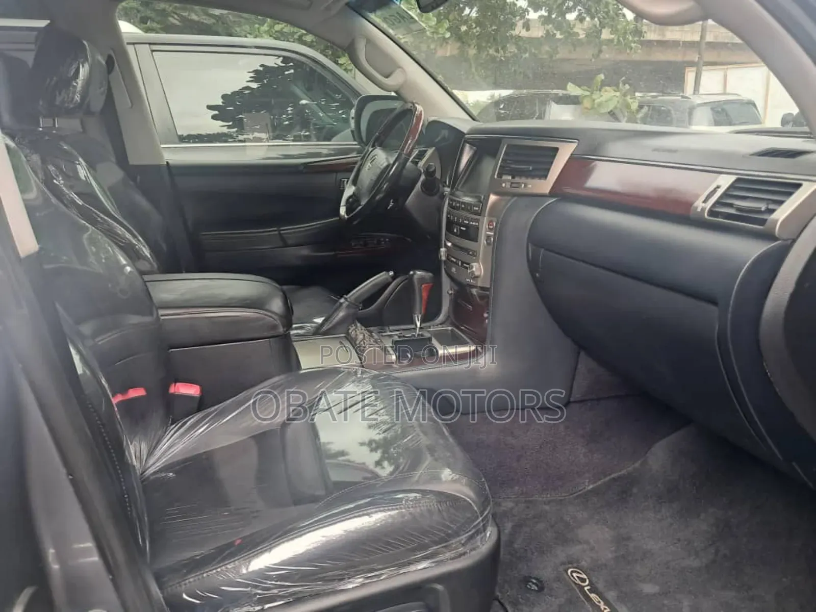 Lexus LX 570 AWD 2016 Gray