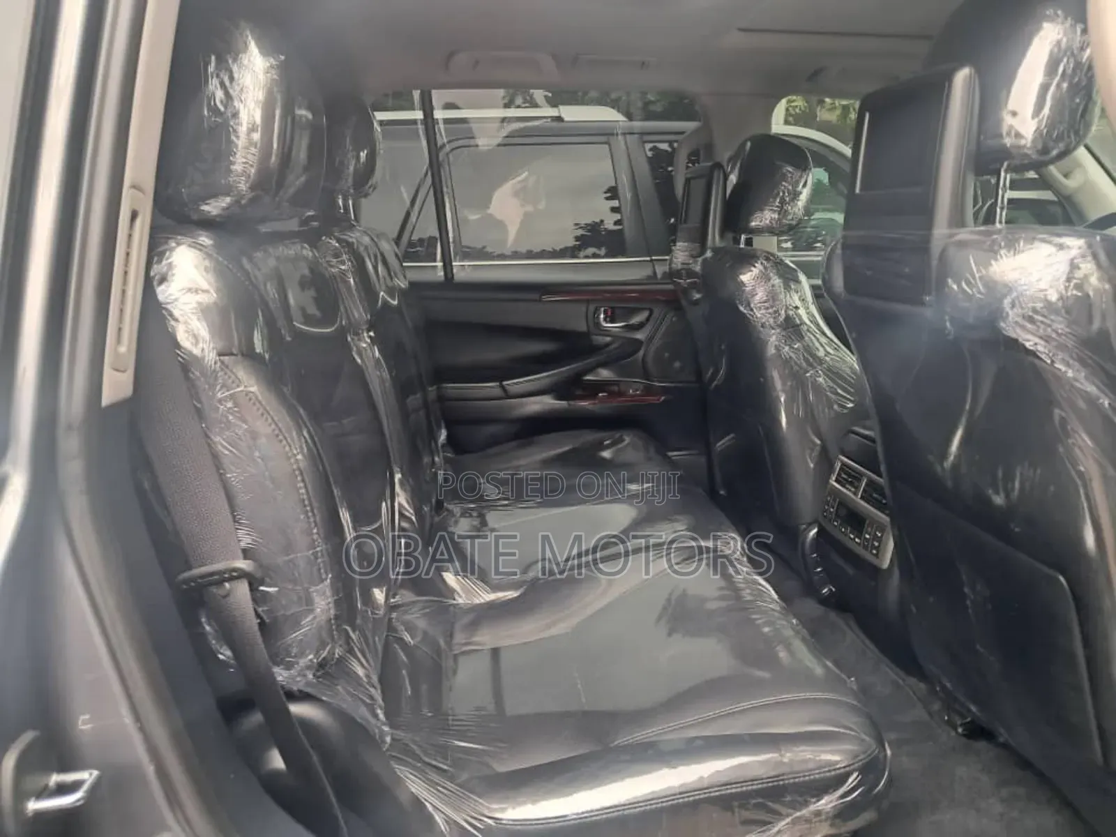 Lexus LX 570 AWD 2016 Gray
