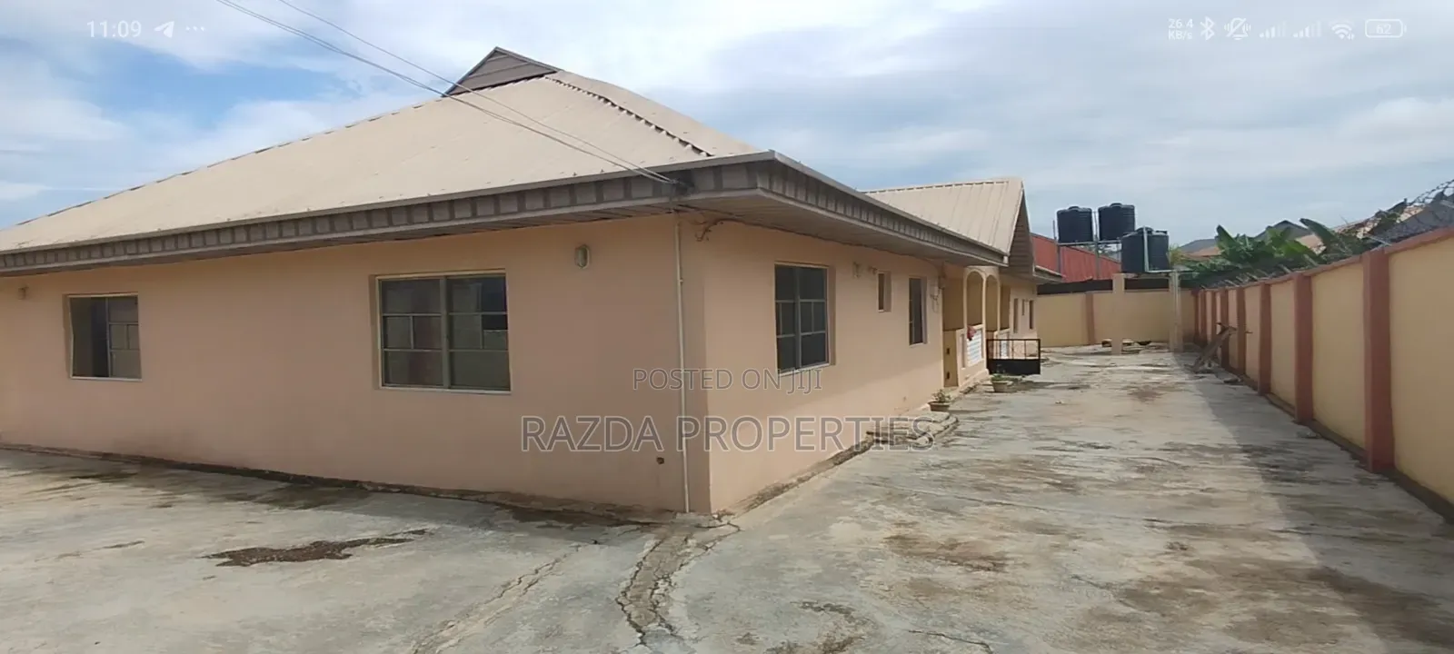 6bdrm Bungalow in Modomo, Ife for sale