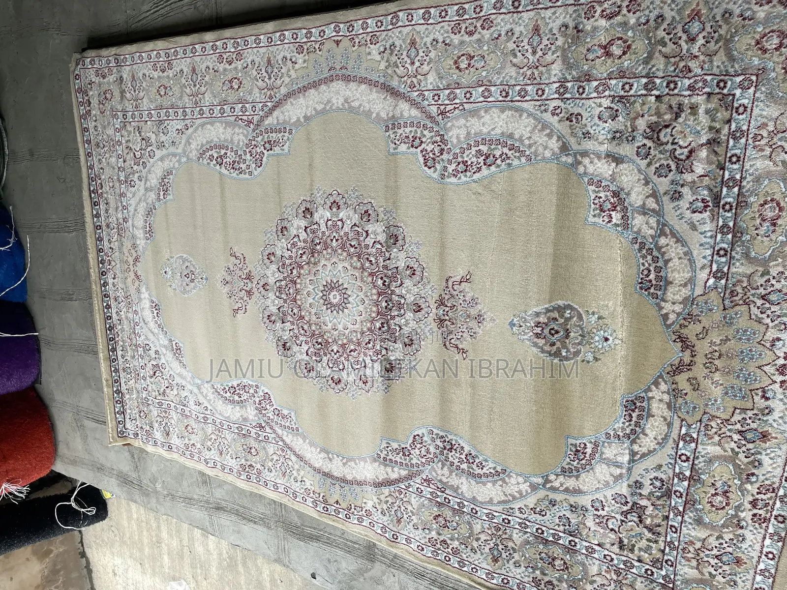 Patterned Arabian