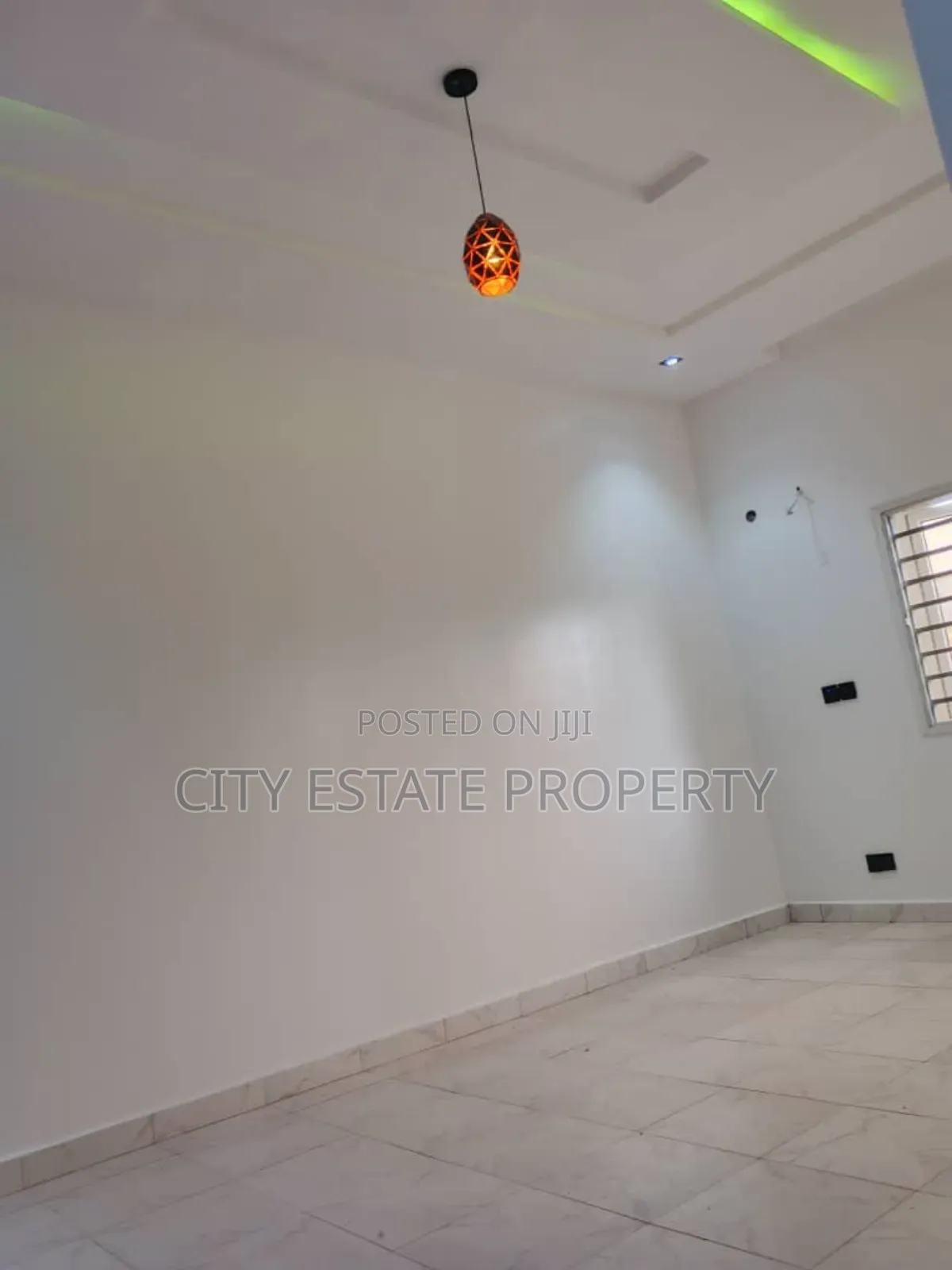 3bdrm Block of Flats in City Estate, Wuye for rent