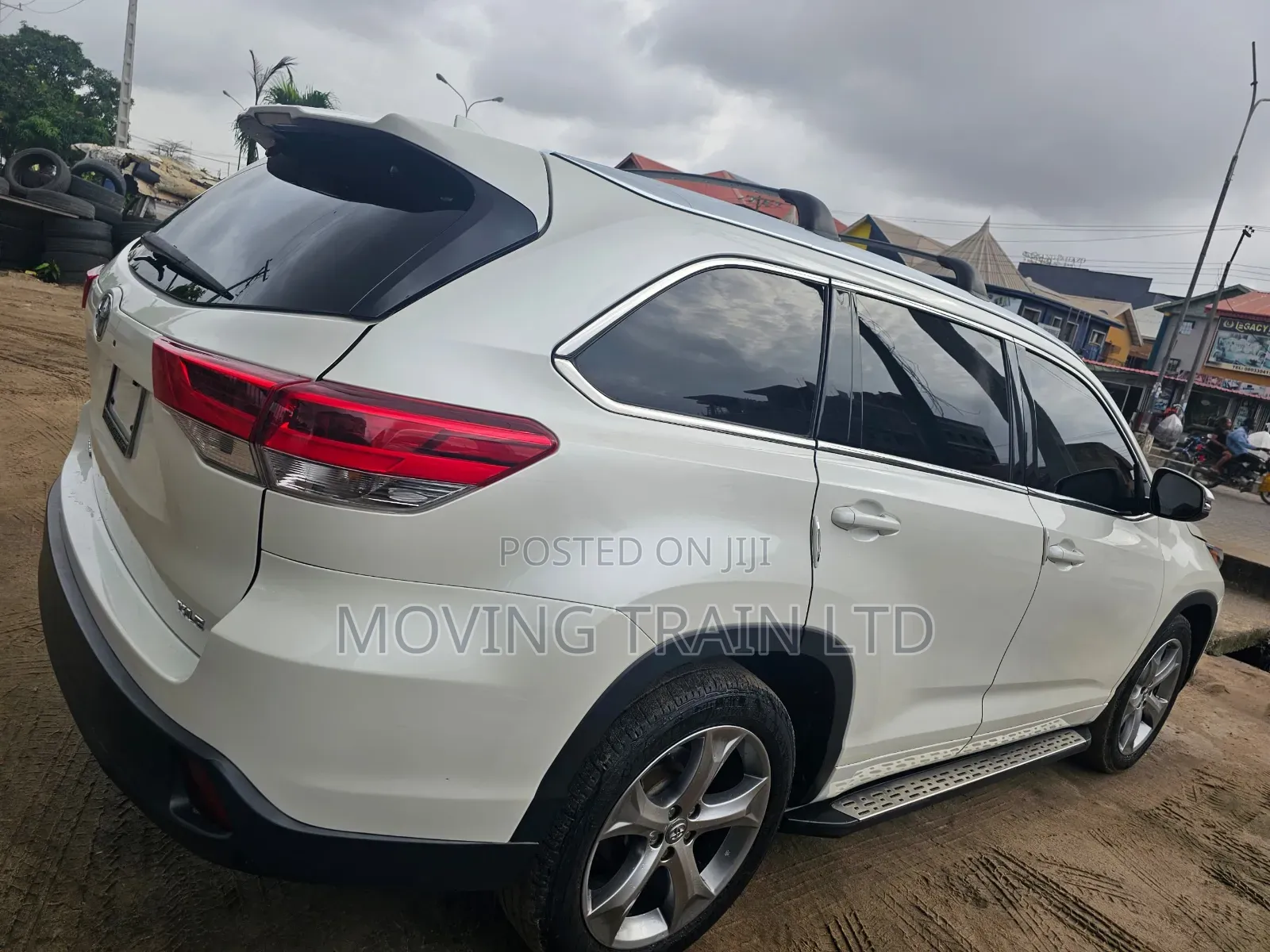 Toyota Highlander Limited 4dr SUV AWD (3.5L 6cyl 6A) 2015 White