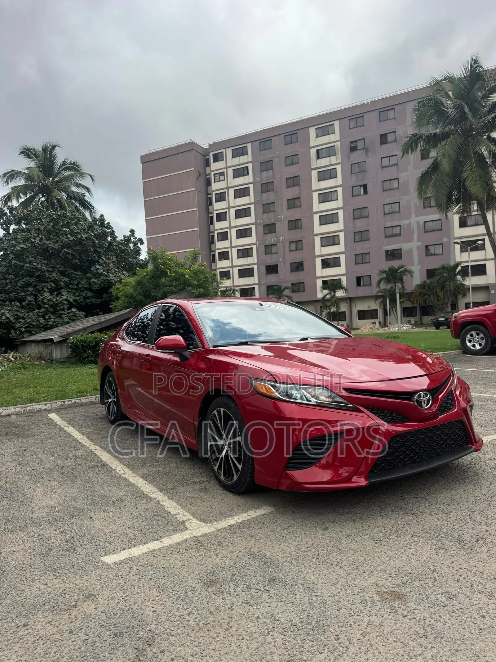 Toyota Camry SE FWD 2020 Red