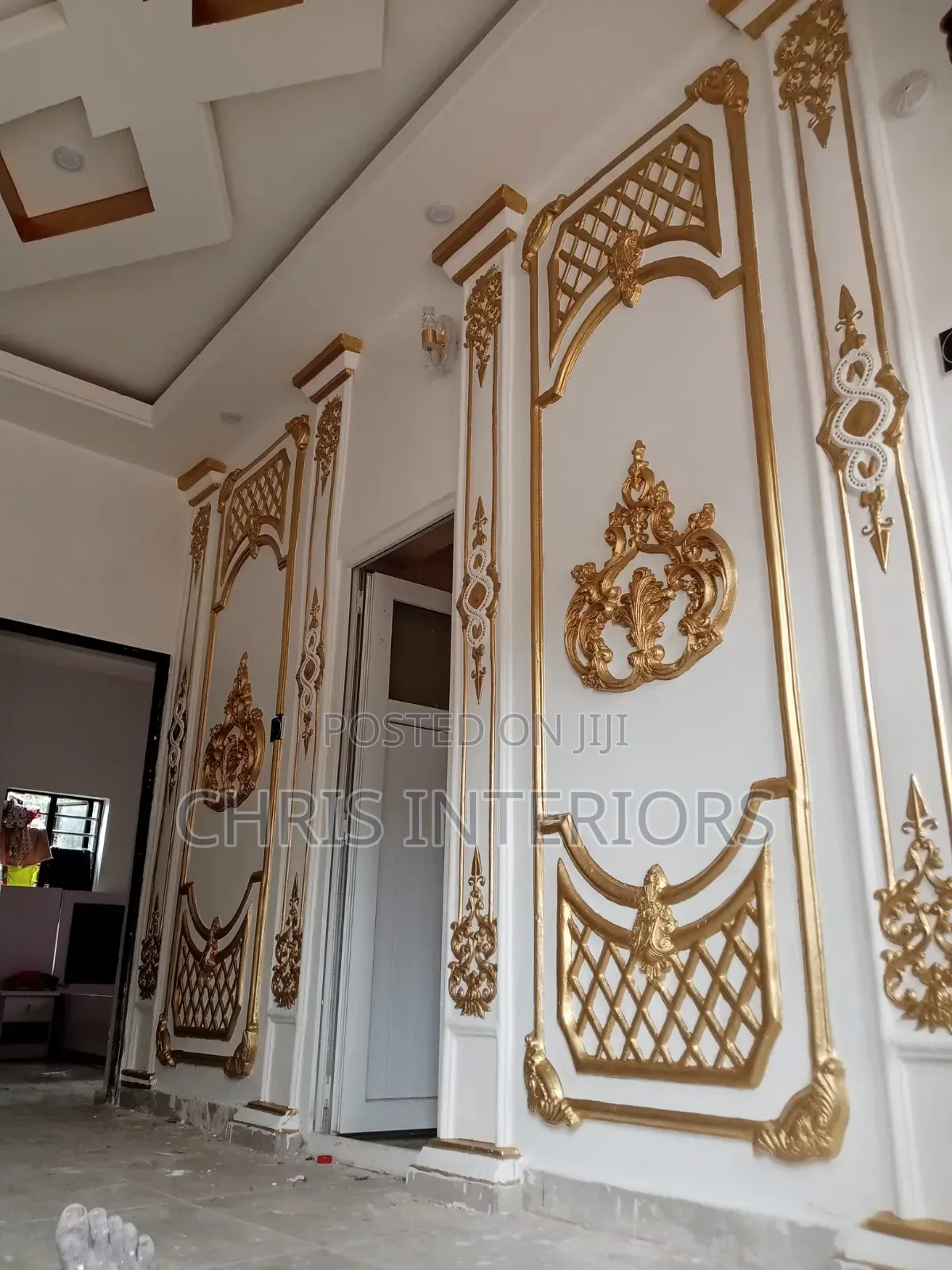 Cornice Wall
