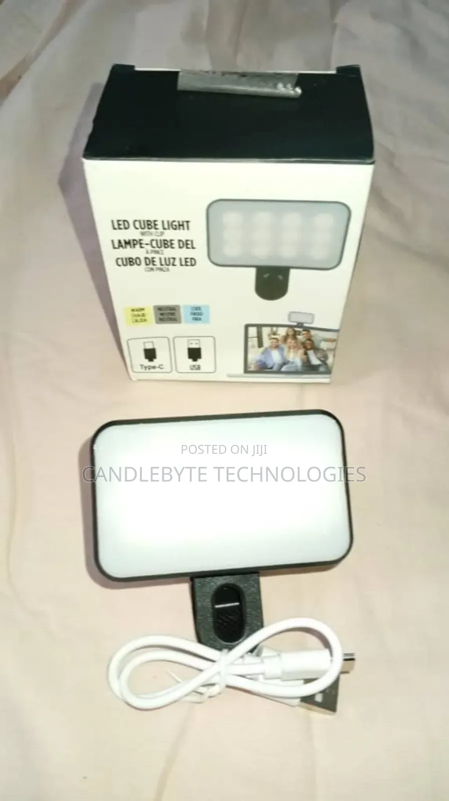 Clip-on Led Light – 3 Modes, Usb Rechargeable