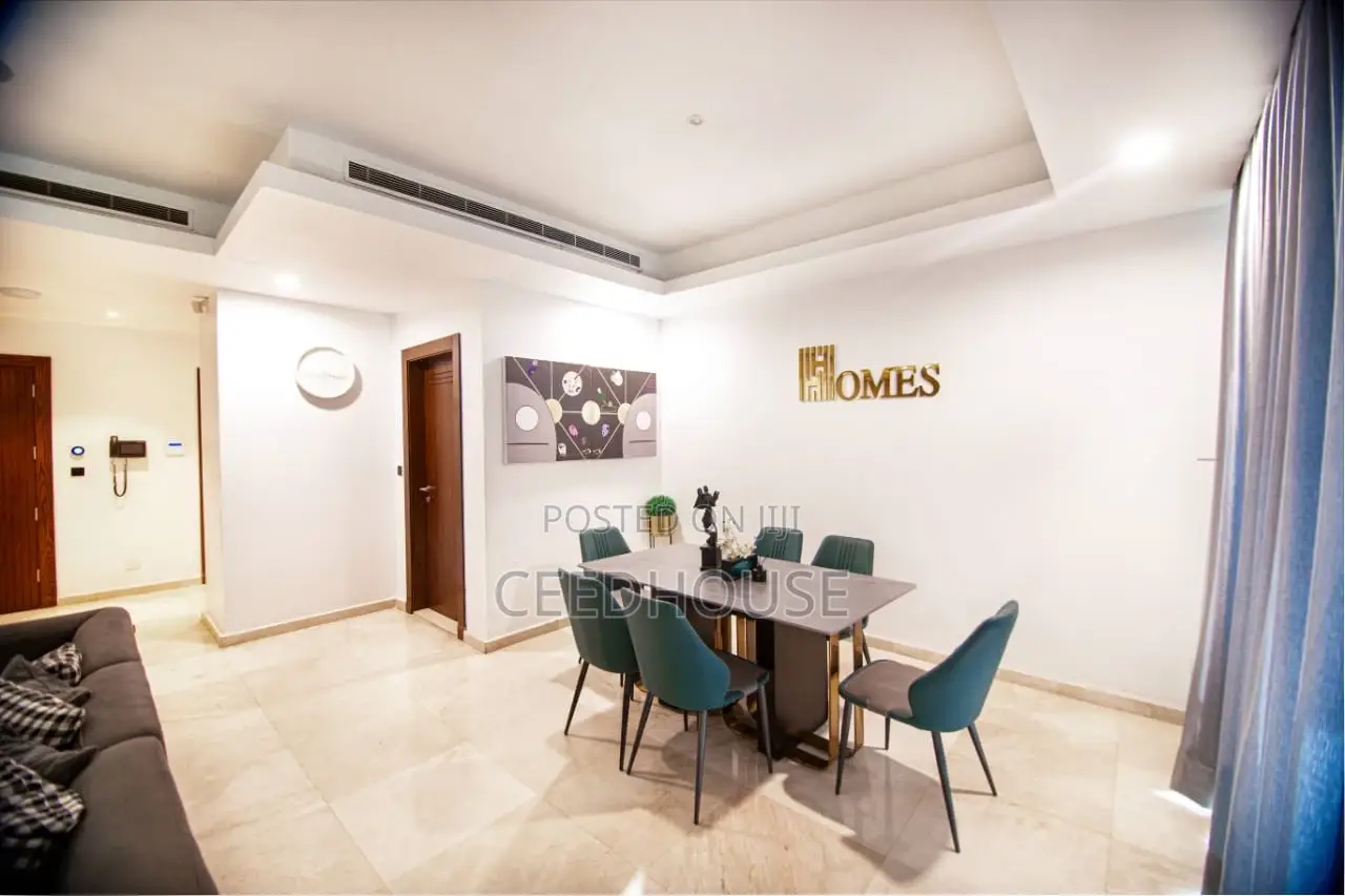 Luxurious 2 Bedroom Apartment Private Cinema