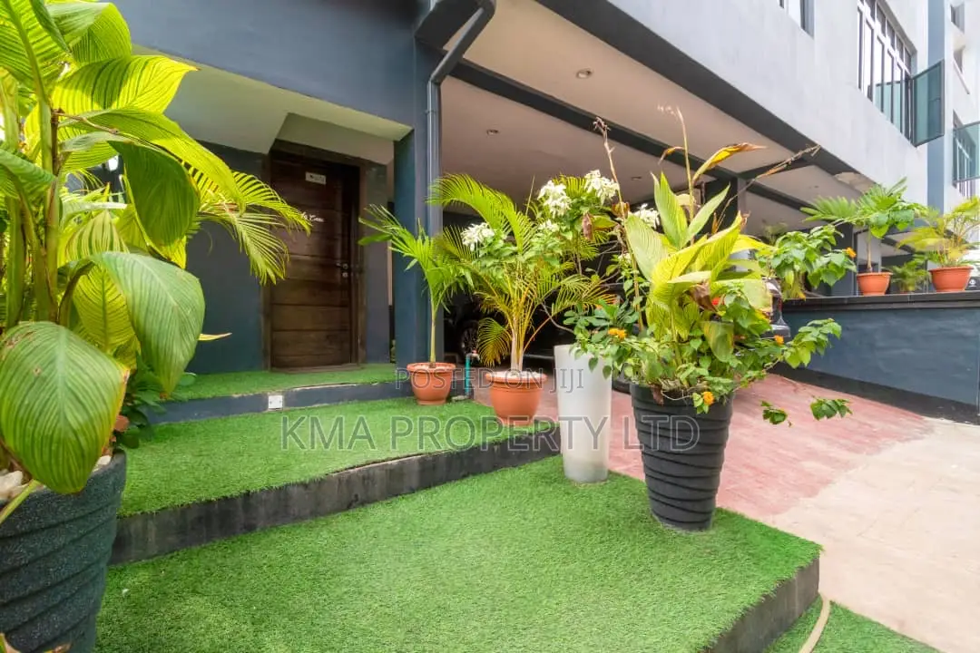 Luxurious 4 Bedrooms Duplex