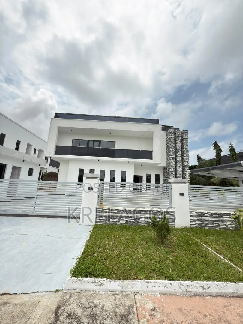 5bdrm Duplex in Royal Gardens, Off Lekki-Epe Expressway for sale