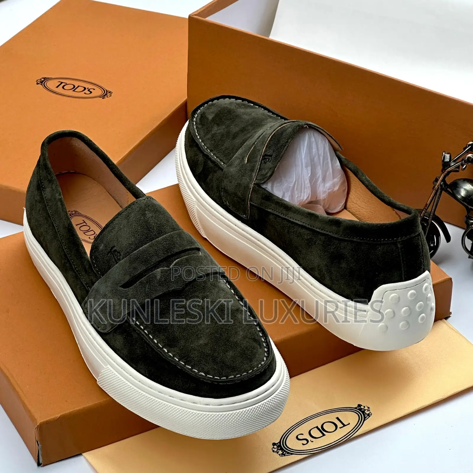 Original Tods Suede Loafers Sneakers Collections in 4 Color Ways