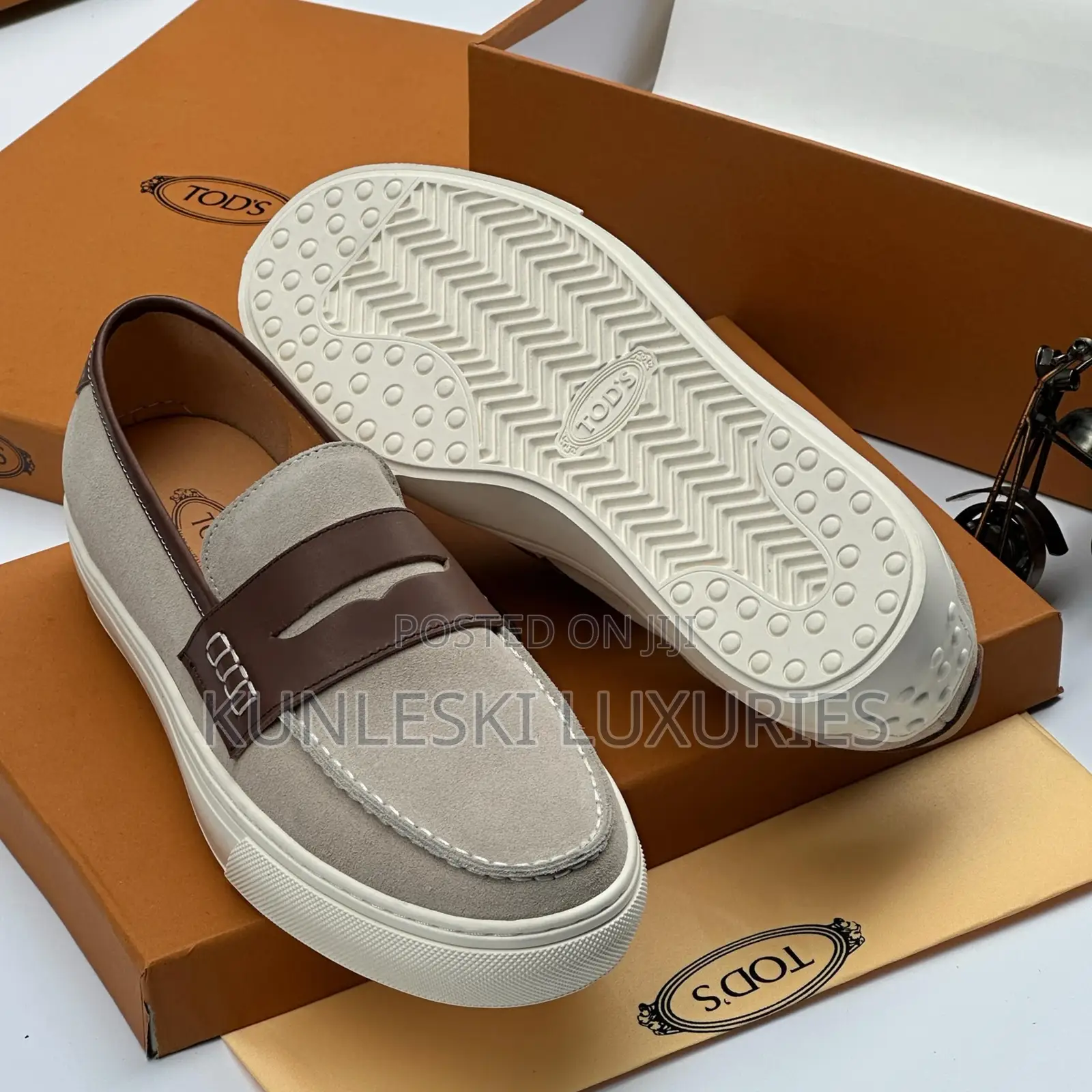 Original Tods Suede Loafers Sneakers Collections in 4 Color Ways