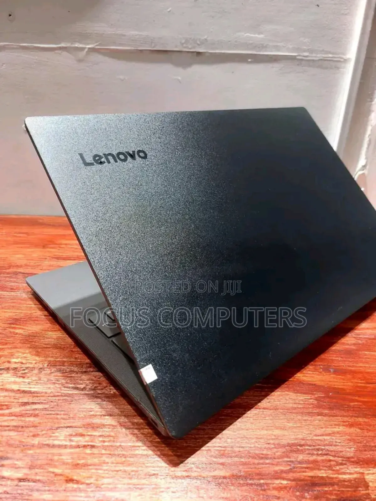 Laptop Lenovo V130 8GB Intel Core I5 HDD 1T