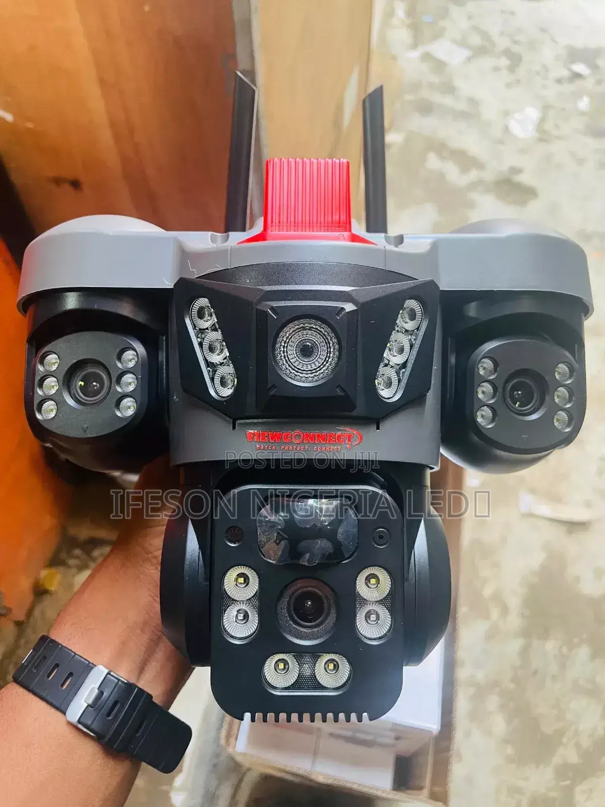 Solar Camera 3lens 3view 8maga Pixel It Uses Sim Card and Memory