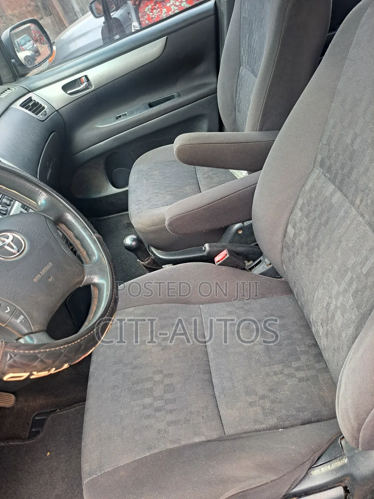 Toyota Avensis Verso 2005 Blue