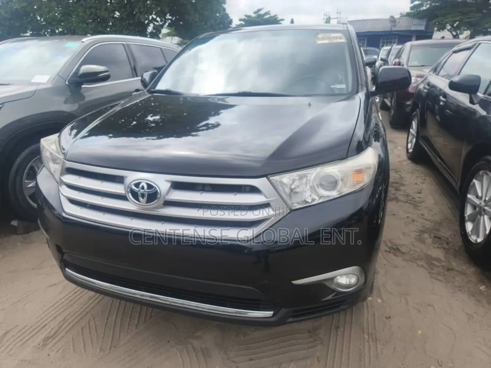 Toyota Highlander Plus 3.5L 4WD 2013 Black