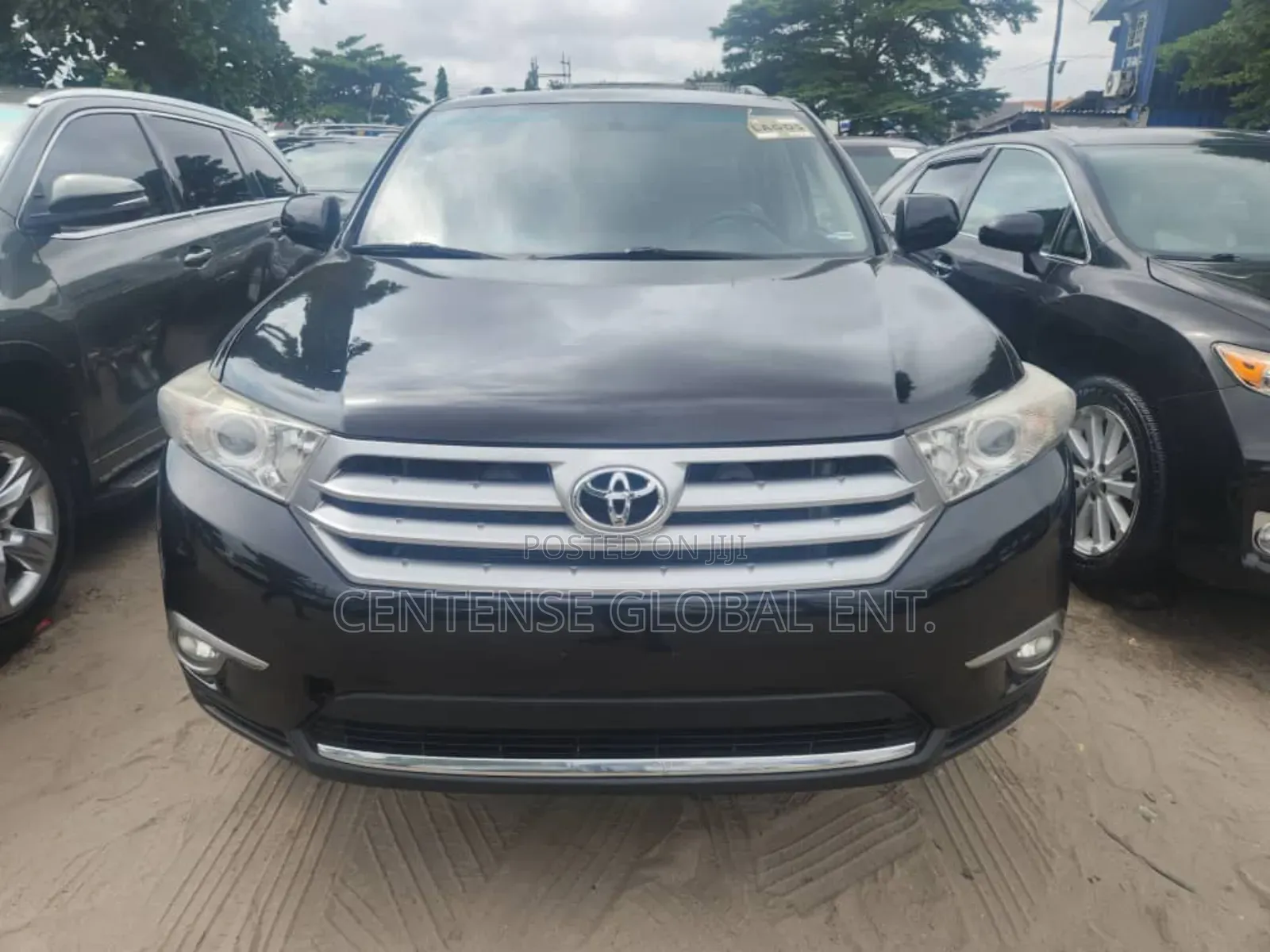 Toyota Highlander Plus 3.5L 4WD 2013 Black