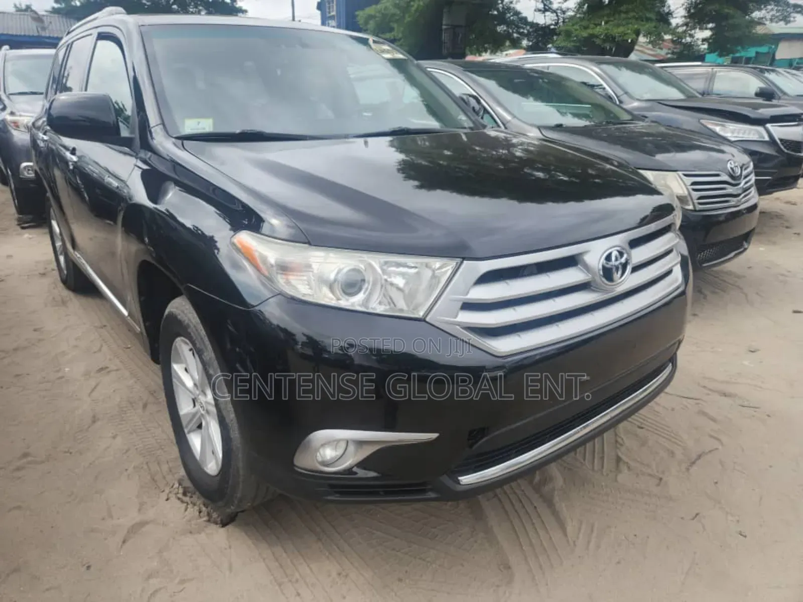 Toyota Highlander Plus 3.5L 4WD 2013 Black