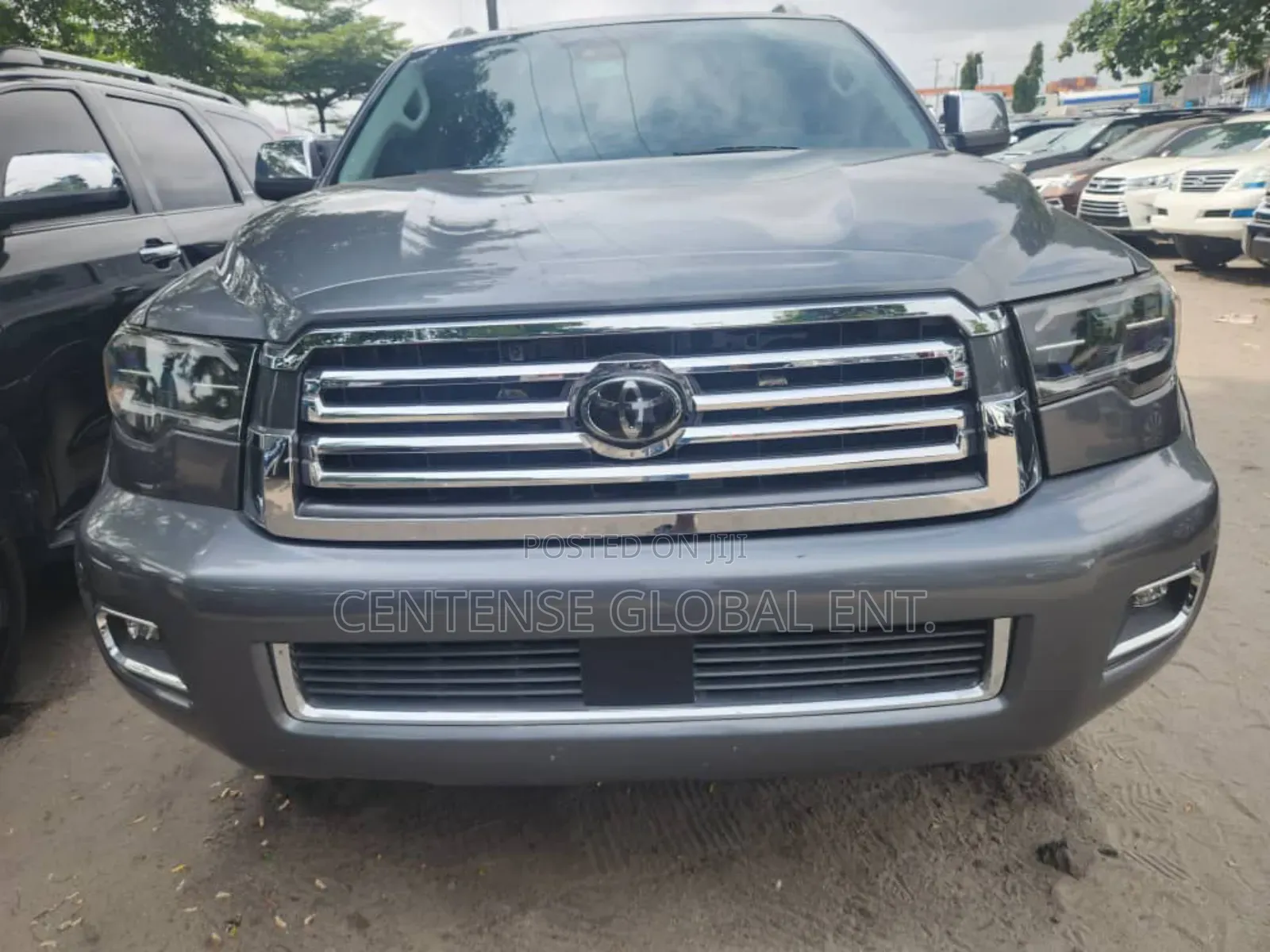 Toyota Sequoia Platinum 4x4 2020 Gray