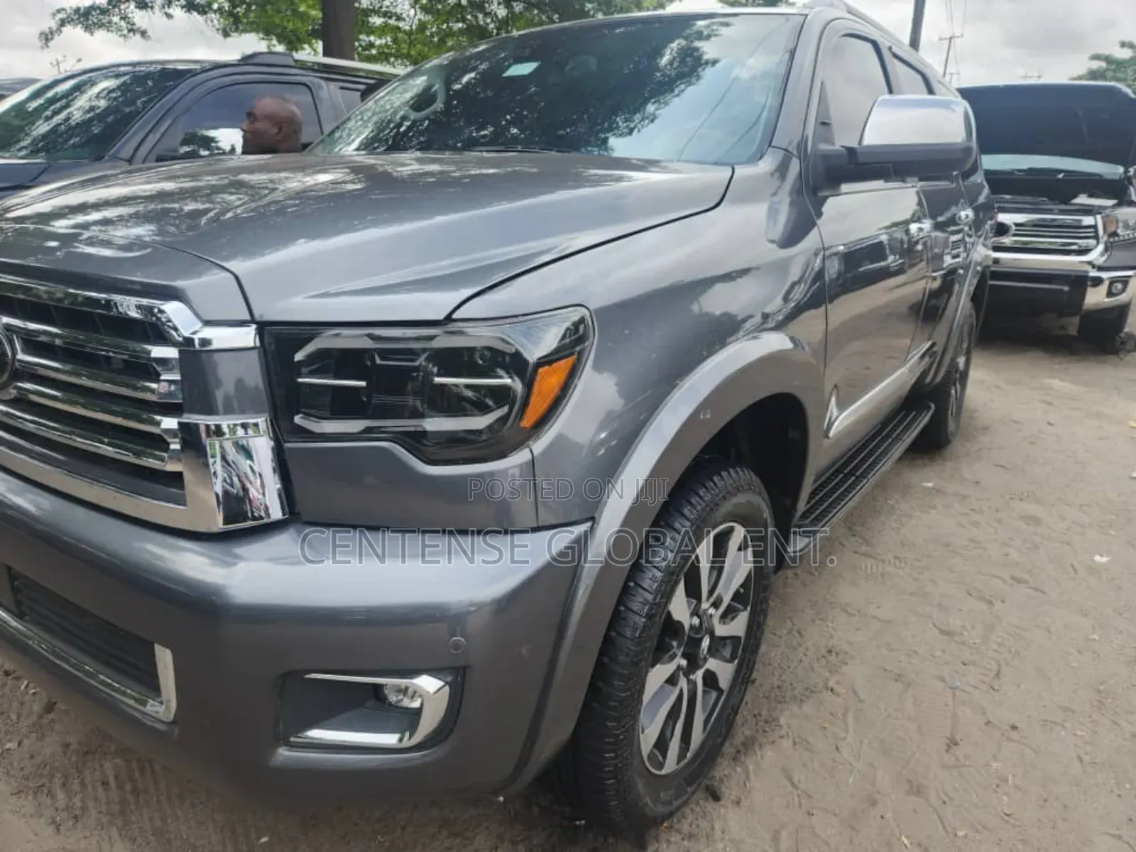 Toyota Sequoia Platinum 4x4 2020 Gray