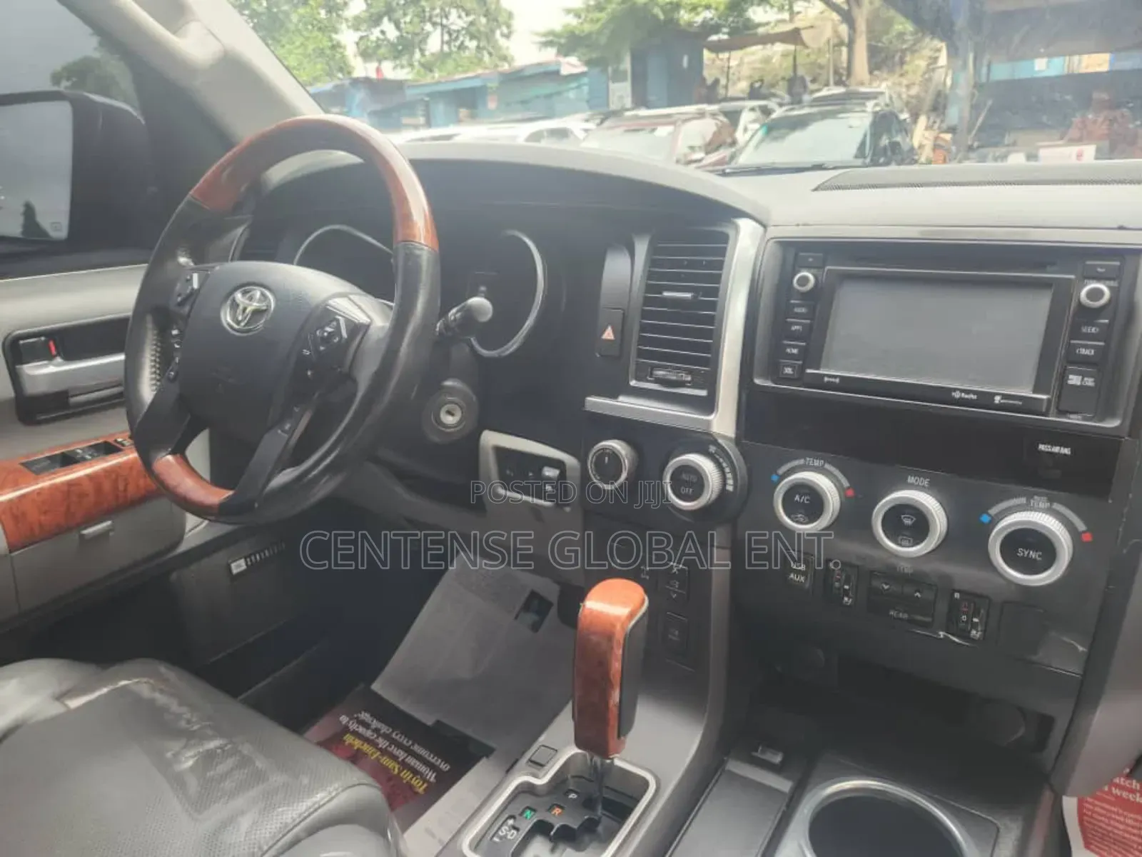 Toyota Sequoia Platinum 4x4 2020 Gray