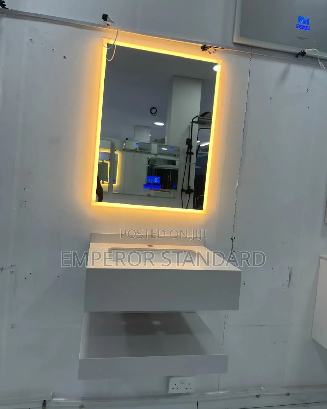 Single Cabinet With Light Mirror