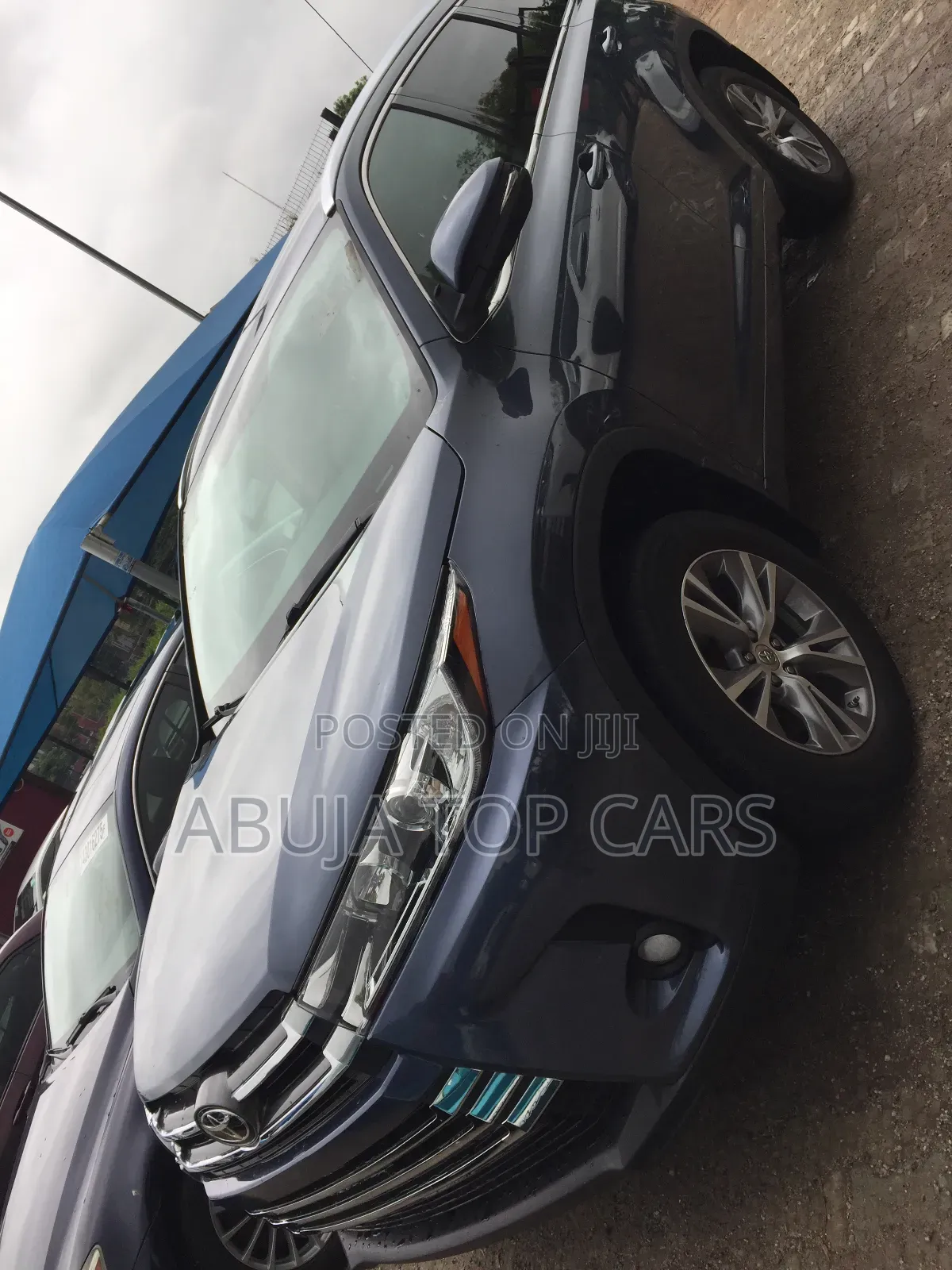 Toyota Highlander XLE 4x4 V6 (3.5L 6cyl 8A) 2018 Blue