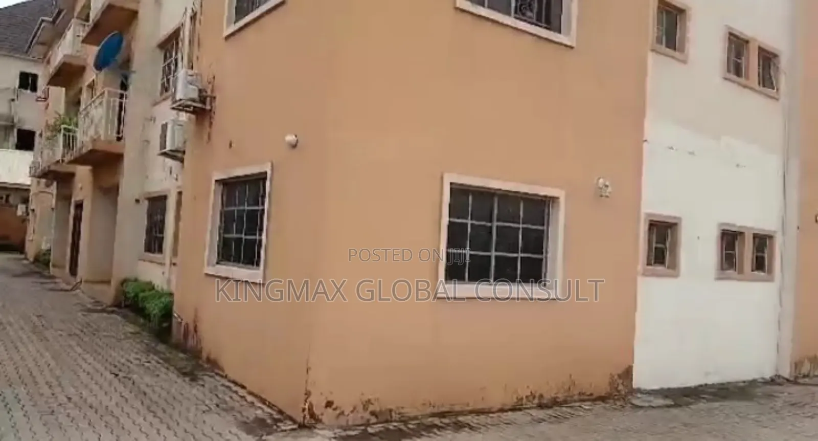 3bdrm Block of Flats in Wuye for sale
