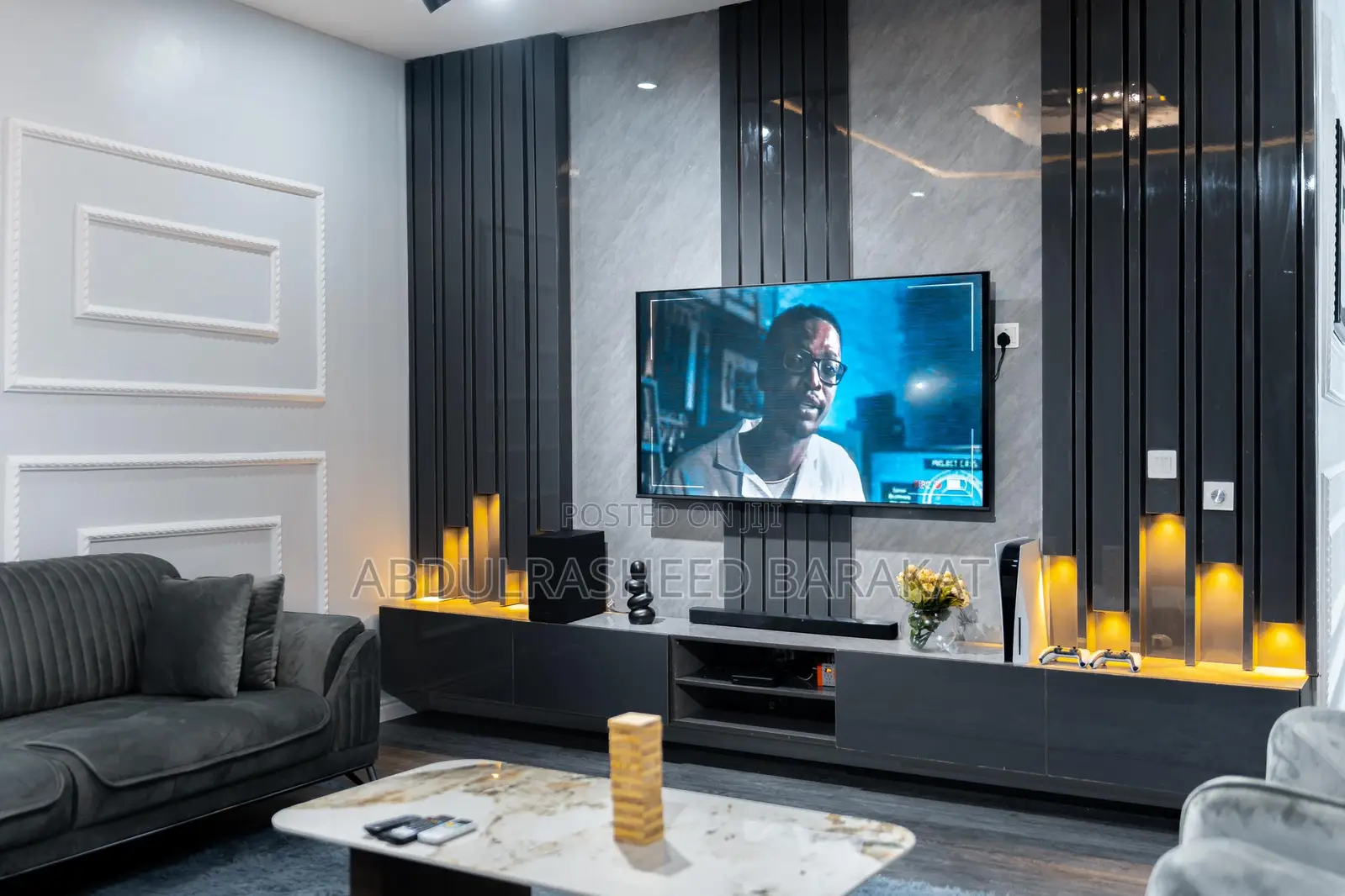 Luxury Three Bedroom Apartment With Swimming Pool Gym Balcony Ps5
