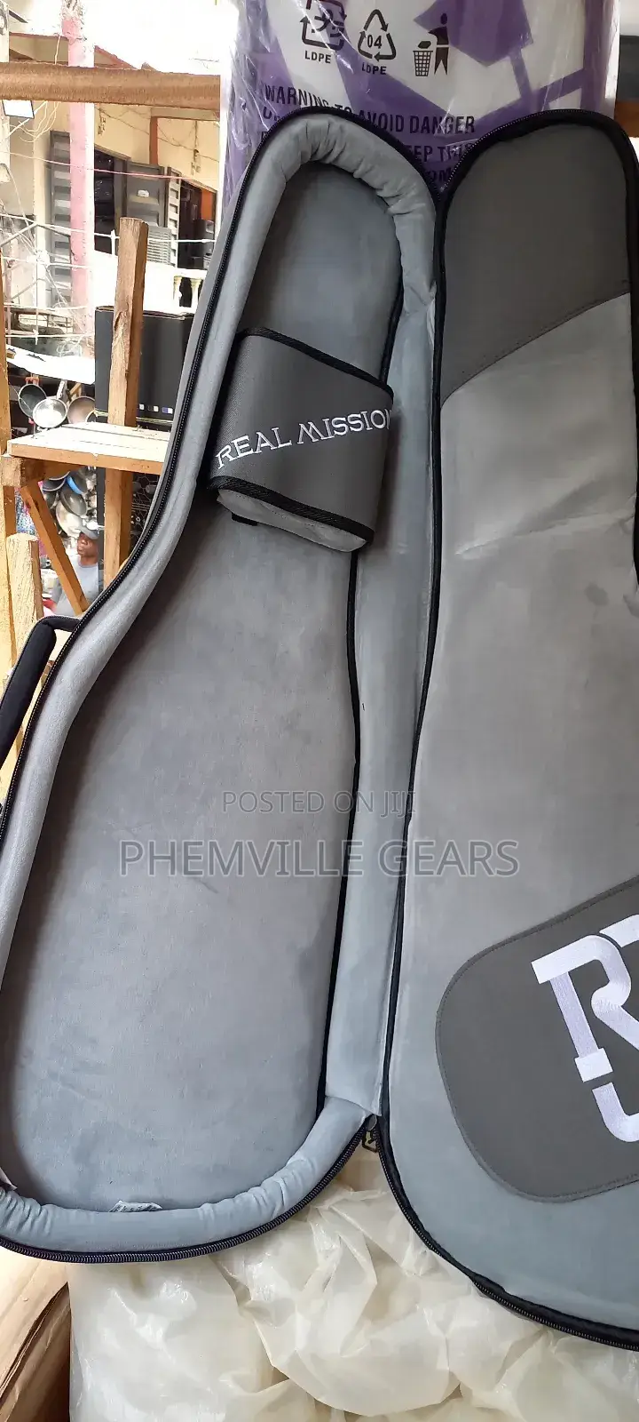 Quality Real Mission Lead Guitar Bag