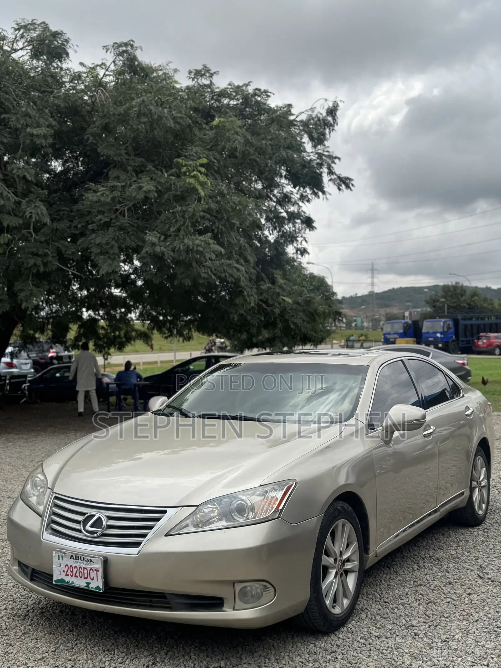 Lexus ES 350 2011 Gold