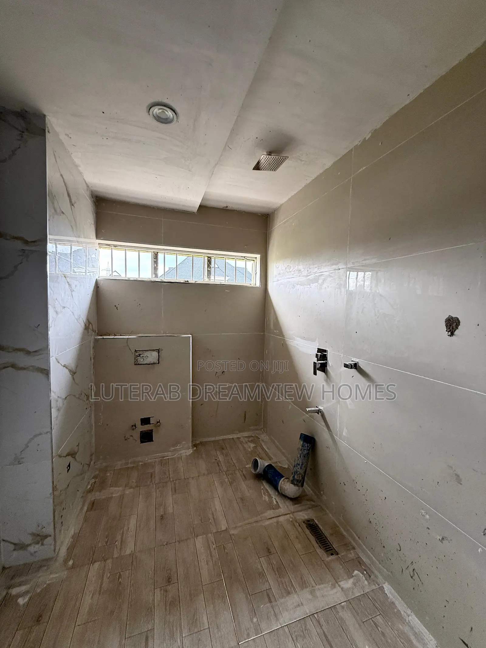 4bdrm Block of Flats in Fha, Guzape District for sale