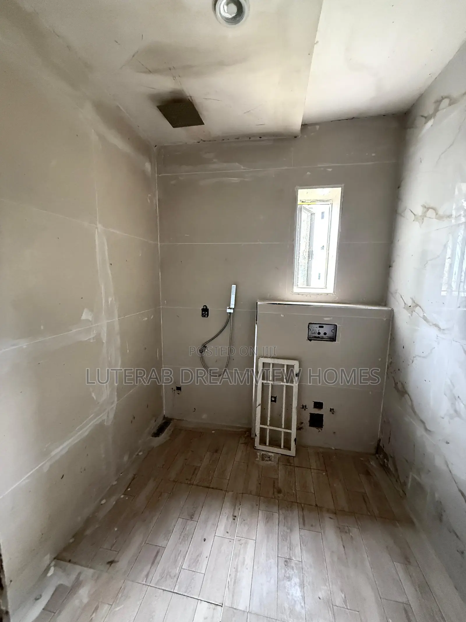 4bdrm Block of Flats in Fha, Guzape District for sale