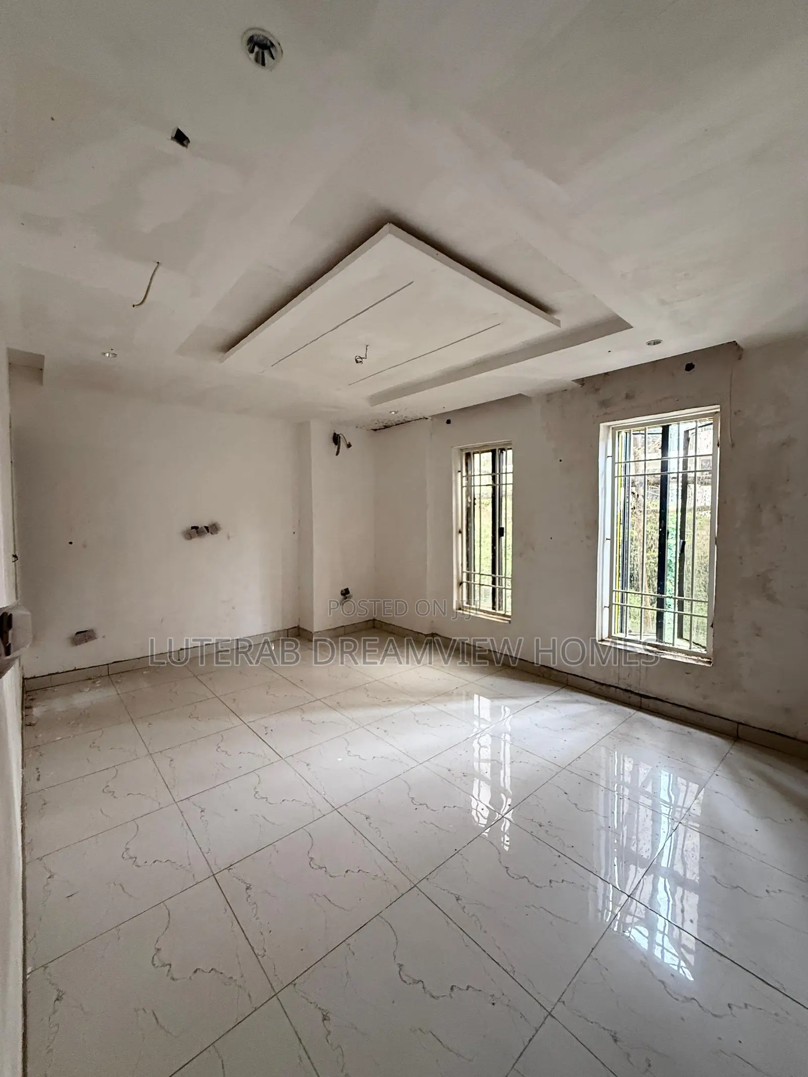 4bdrm Block of Flats in Fha, Guzape District for sale