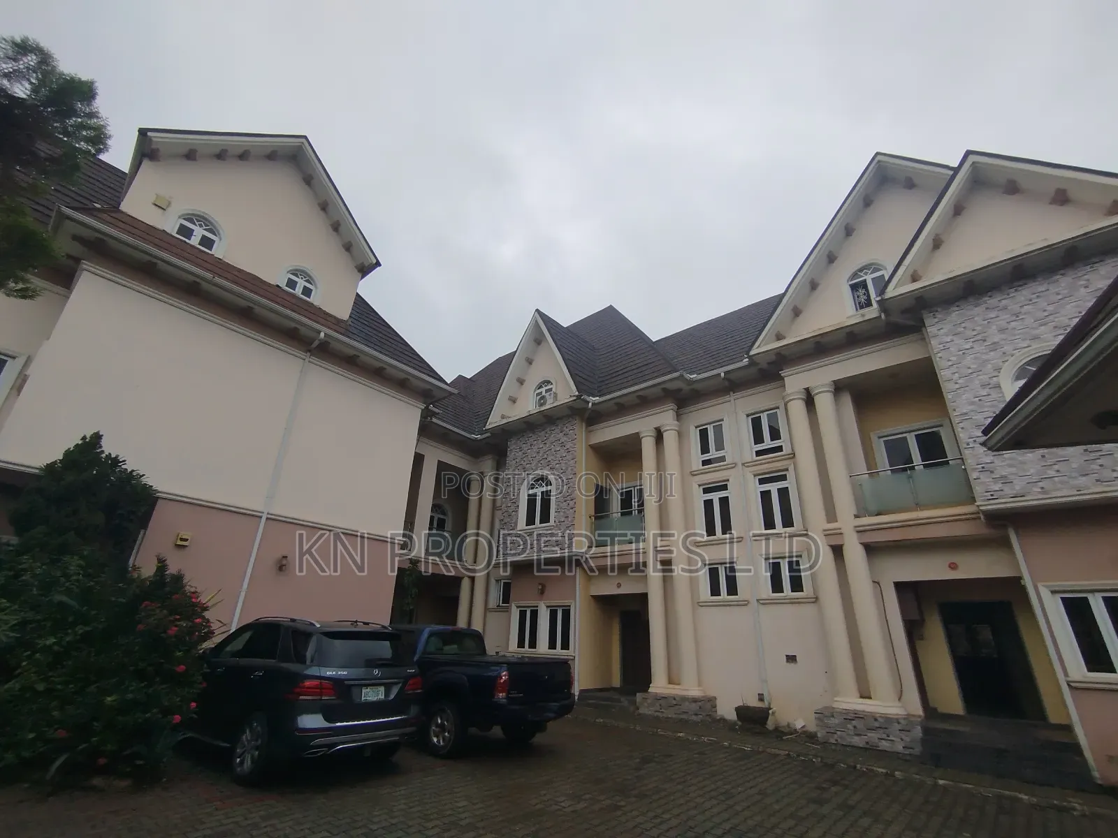 3bdrm Townhouse/Terrace in Jabi for sale